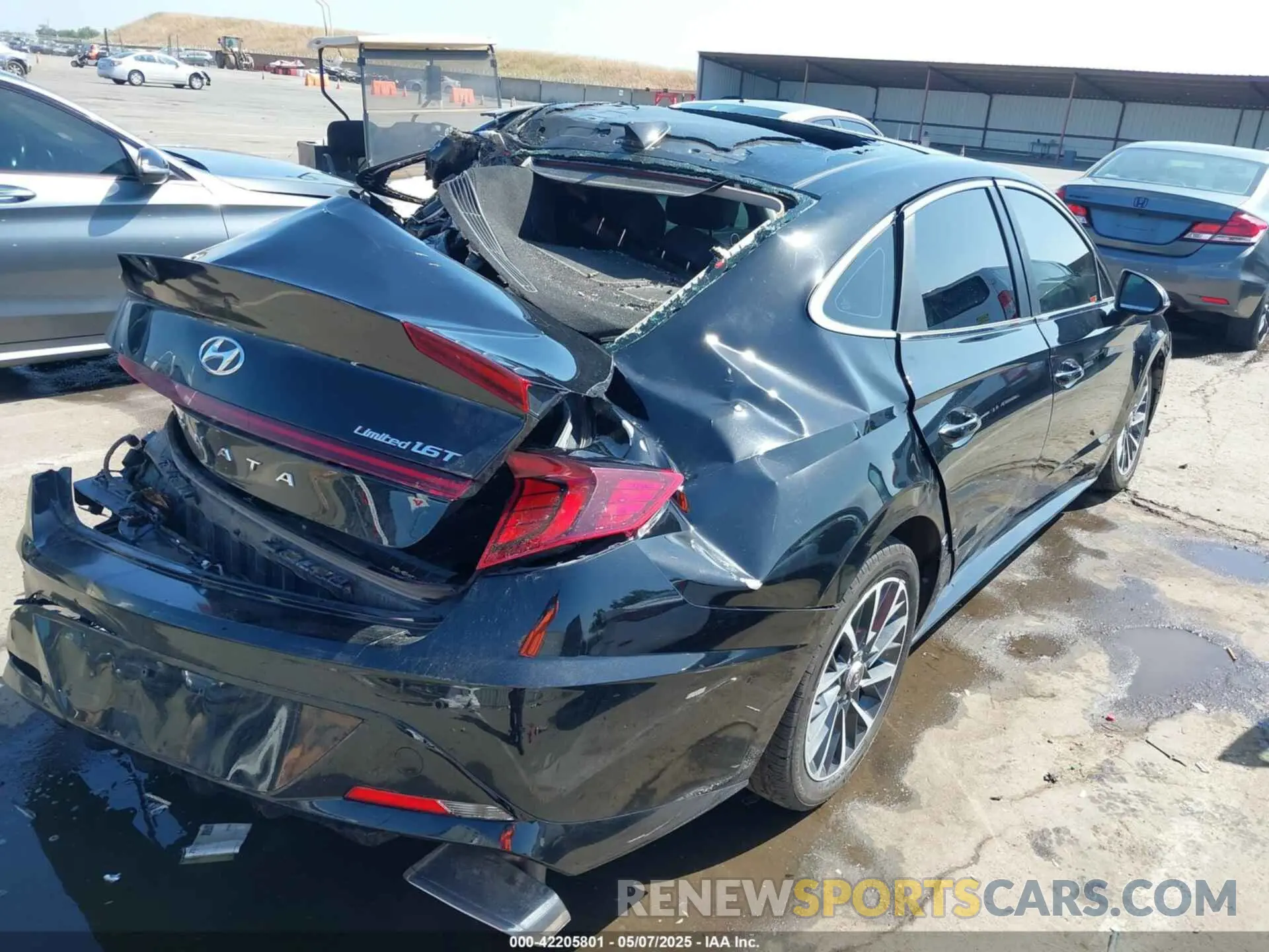 4 Photograph of a damaged car KMHL34J24NA187896 HYUNDAI SONATA 2022