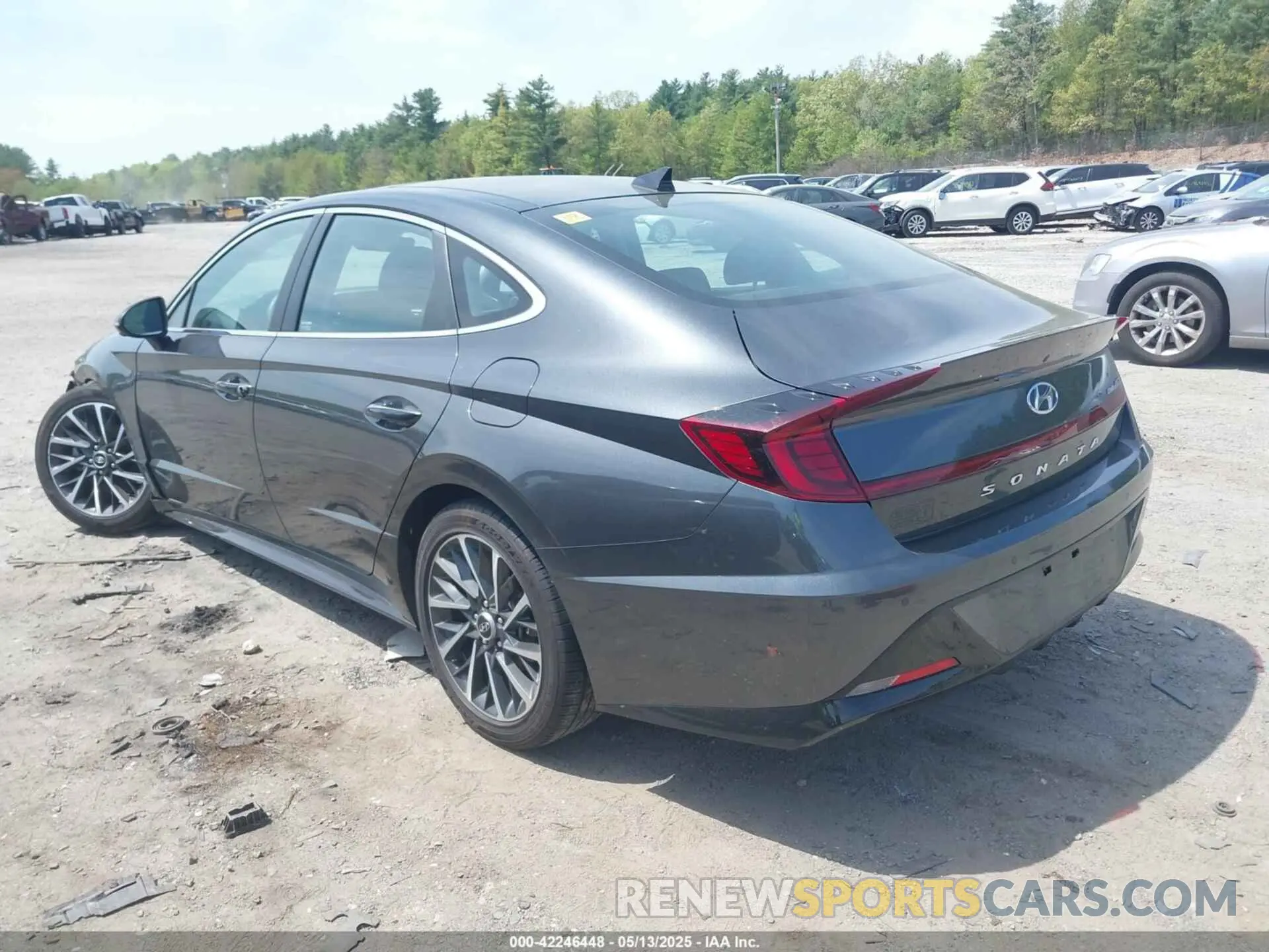 3 Photograph of a damaged car KMHL34J25NA206472 HYUNDAI SONATA 2022