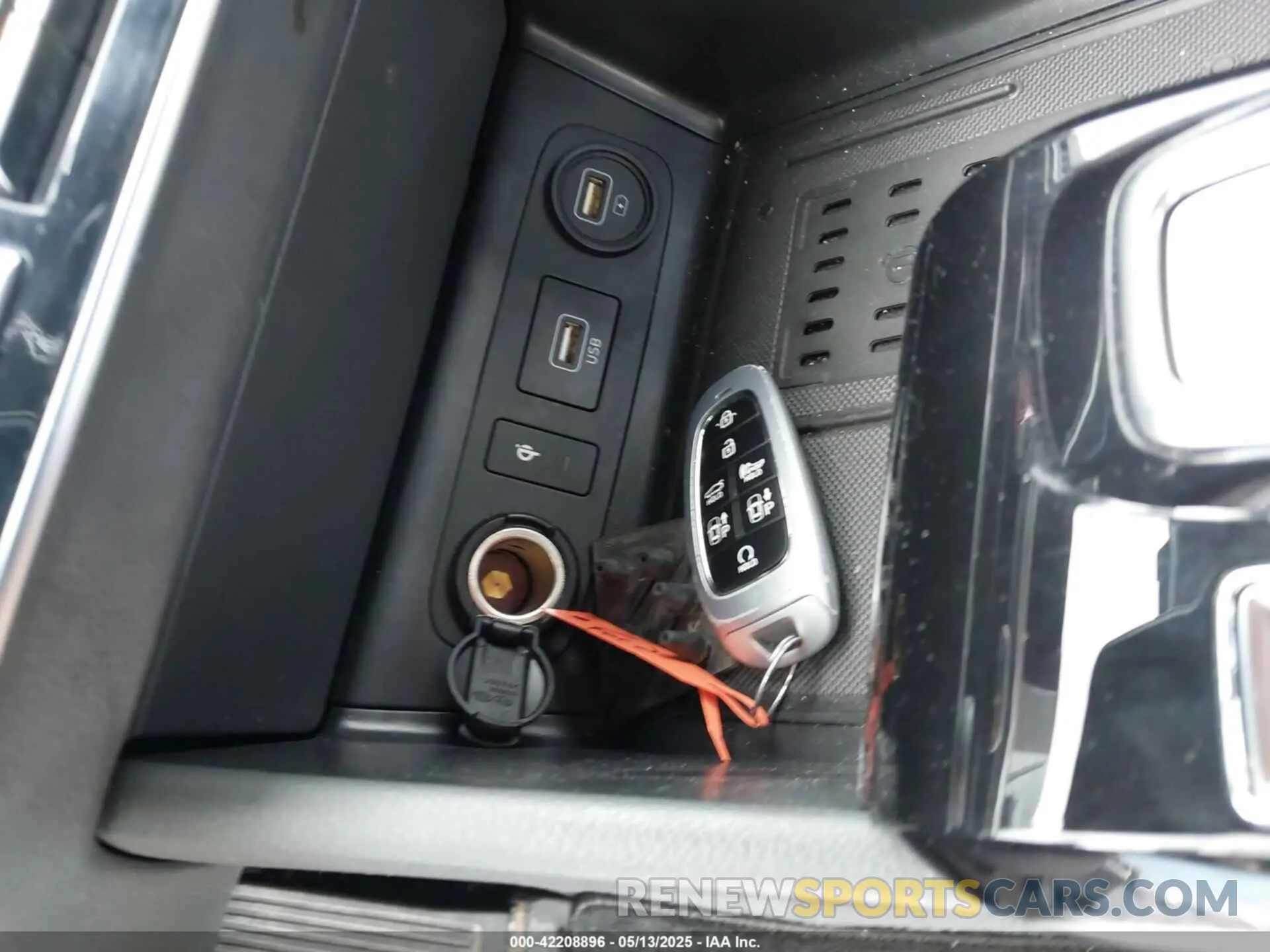 11 Photograph of a damaged car KMHL34J29NA167918 HYUNDAI SONATA 2022