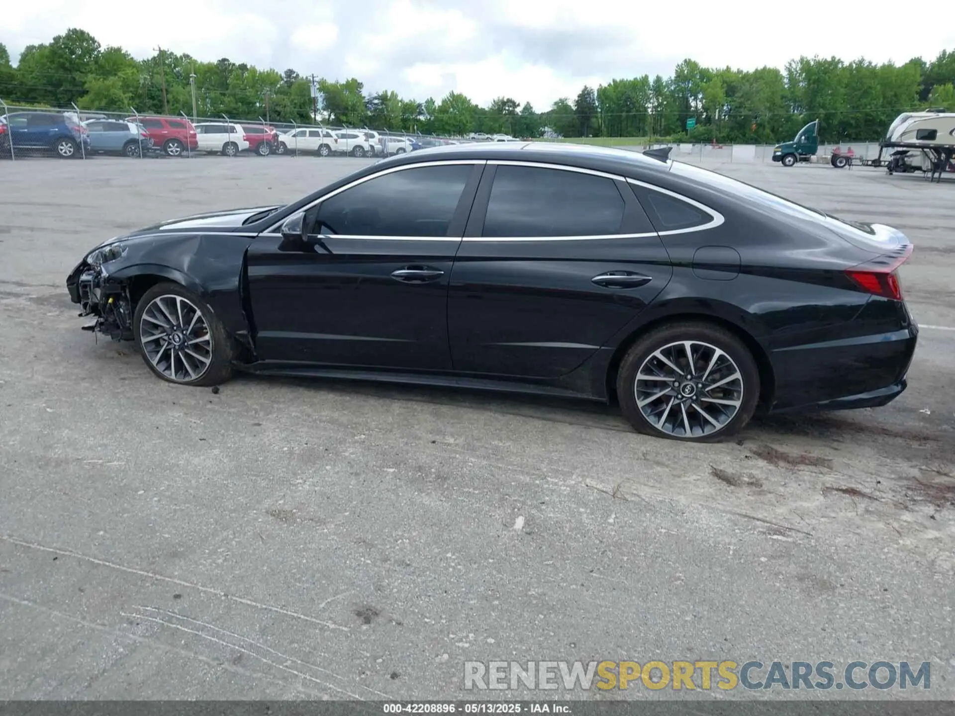 14 Photograph of a damaged car KMHL34J29NA167918 HYUNDAI SONATA 2022