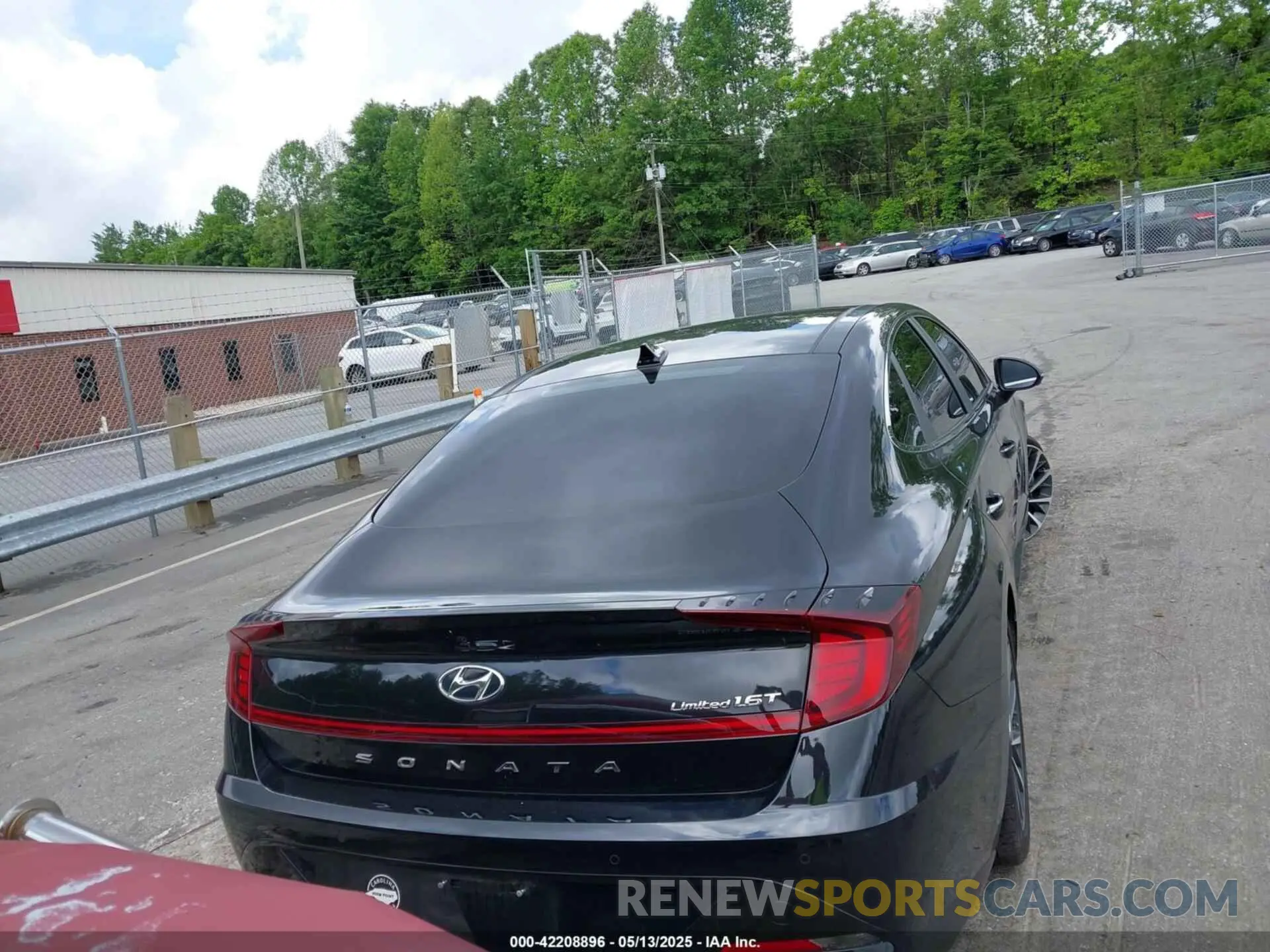 16 Photograph of a damaged car KMHL34J29NA167918 HYUNDAI SONATA 2022