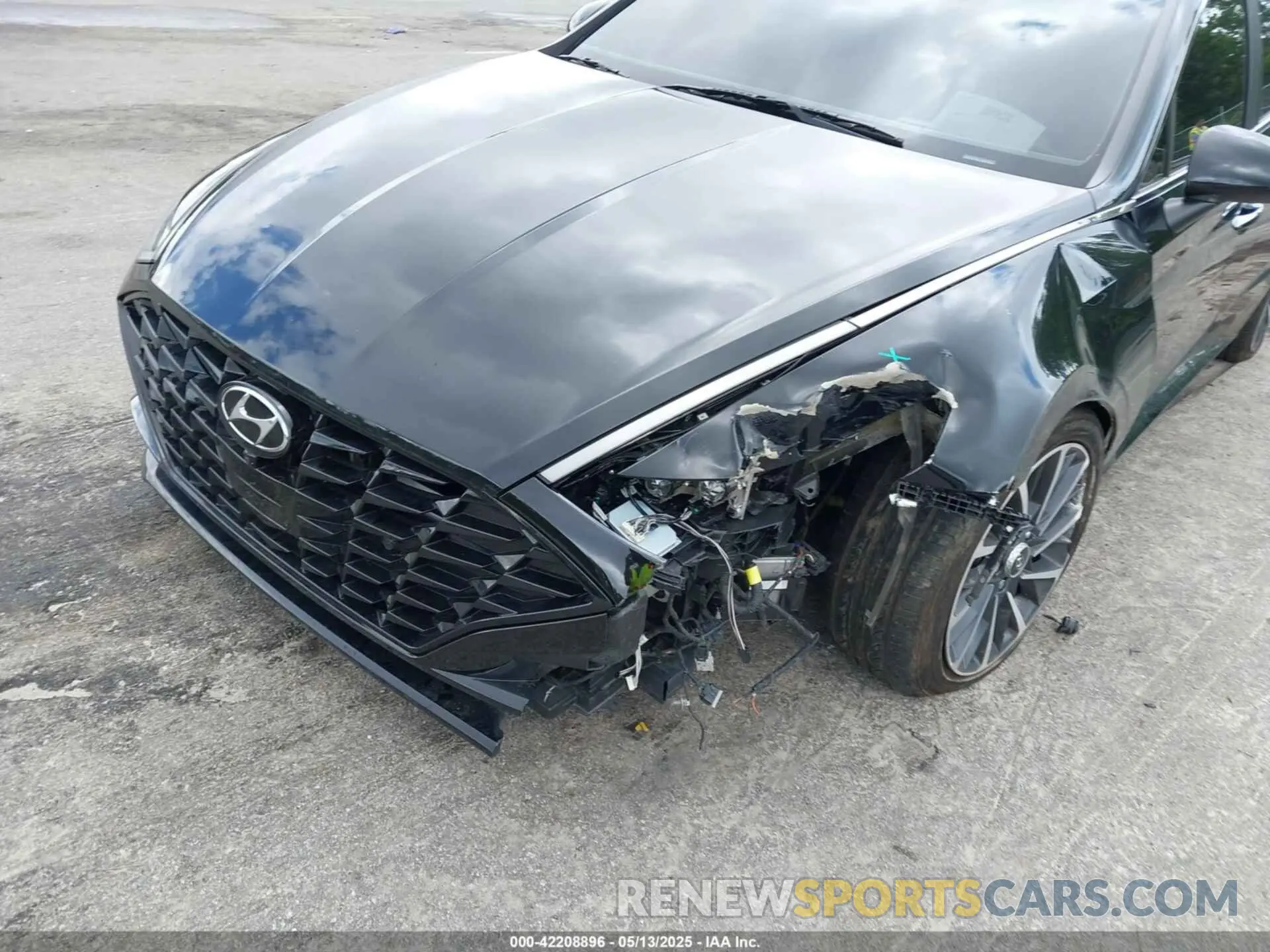 17 Photograph of a damaged car KMHL34J29NA167918 HYUNDAI SONATA 2022