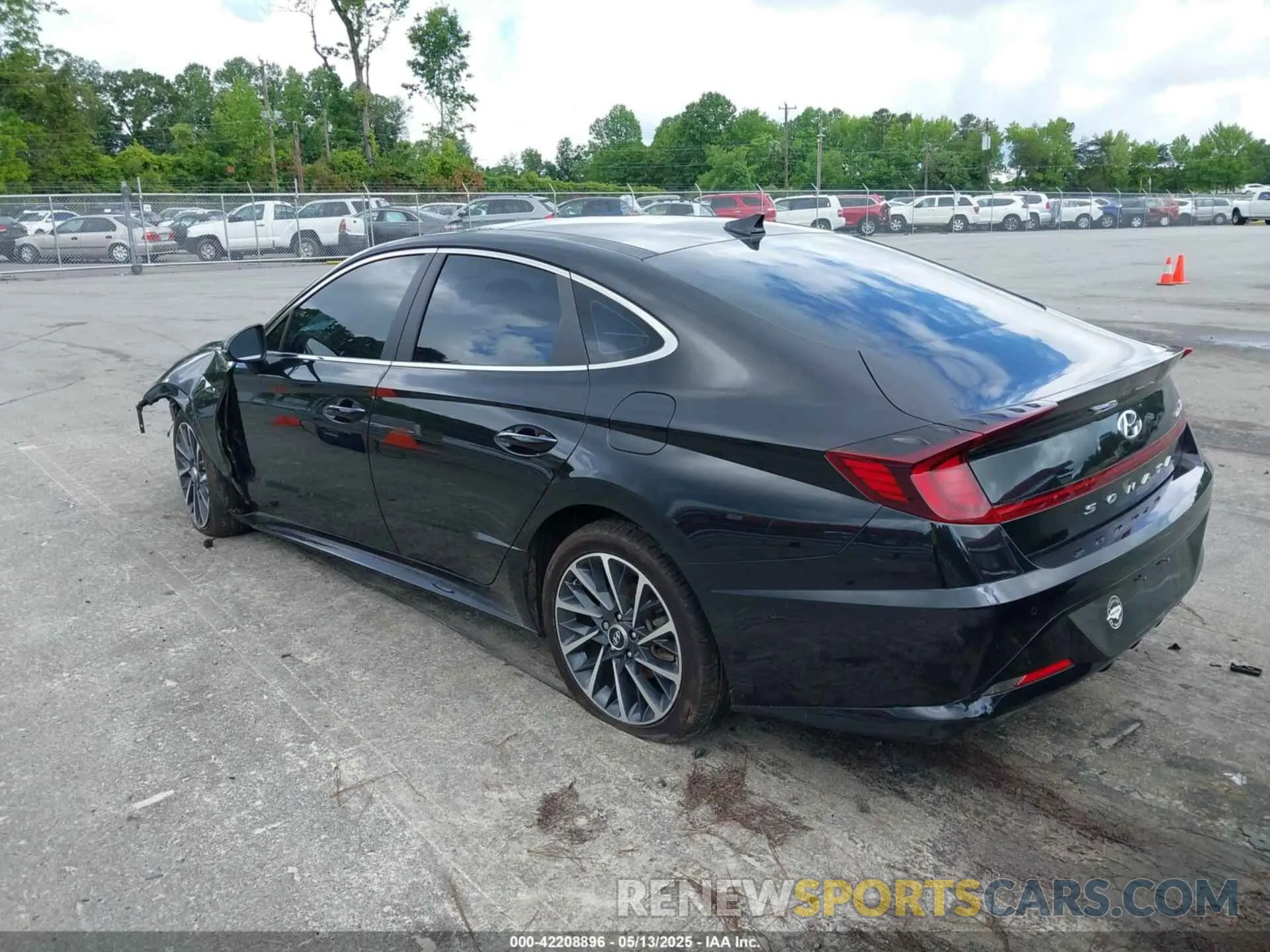 3 Photograph of a damaged car KMHL34J29NA167918 HYUNDAI SONATA 2022