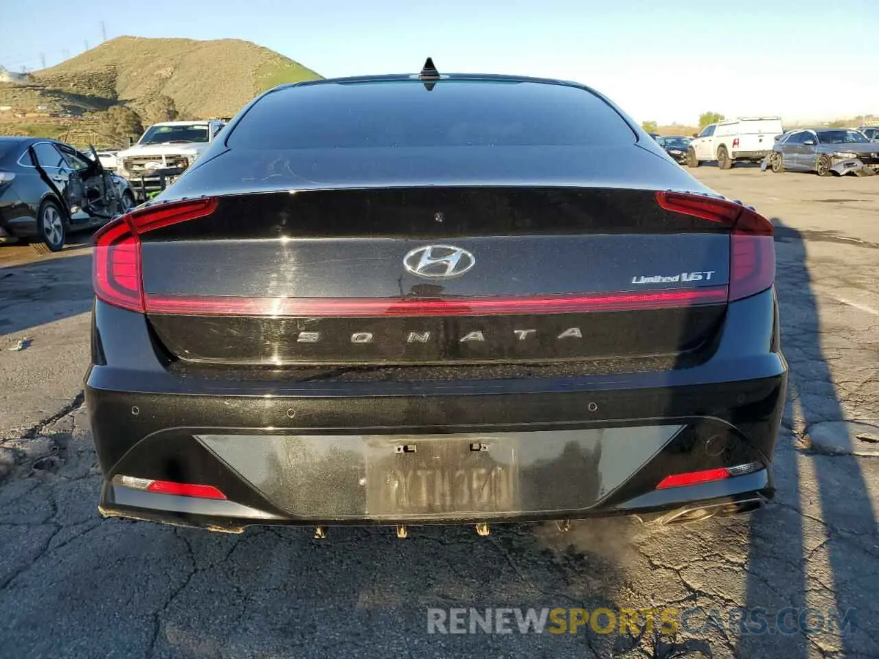 6 Photograph of a damaged car KMHL34J2XNA180662 HYUNDAI SONATA 2022