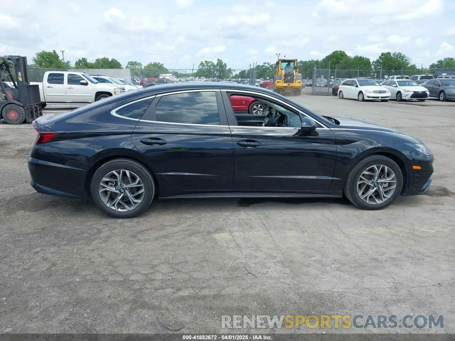 13 Photograph of a damaged car KMHL64JA2NA217007 HYUNDAI SONATA 2022