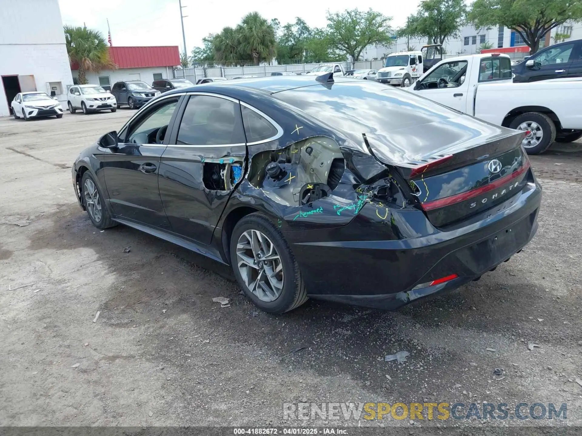 3 Photograph of a damaged car KMHL64JA2NA217007 HYUNDAI SONATA 2022