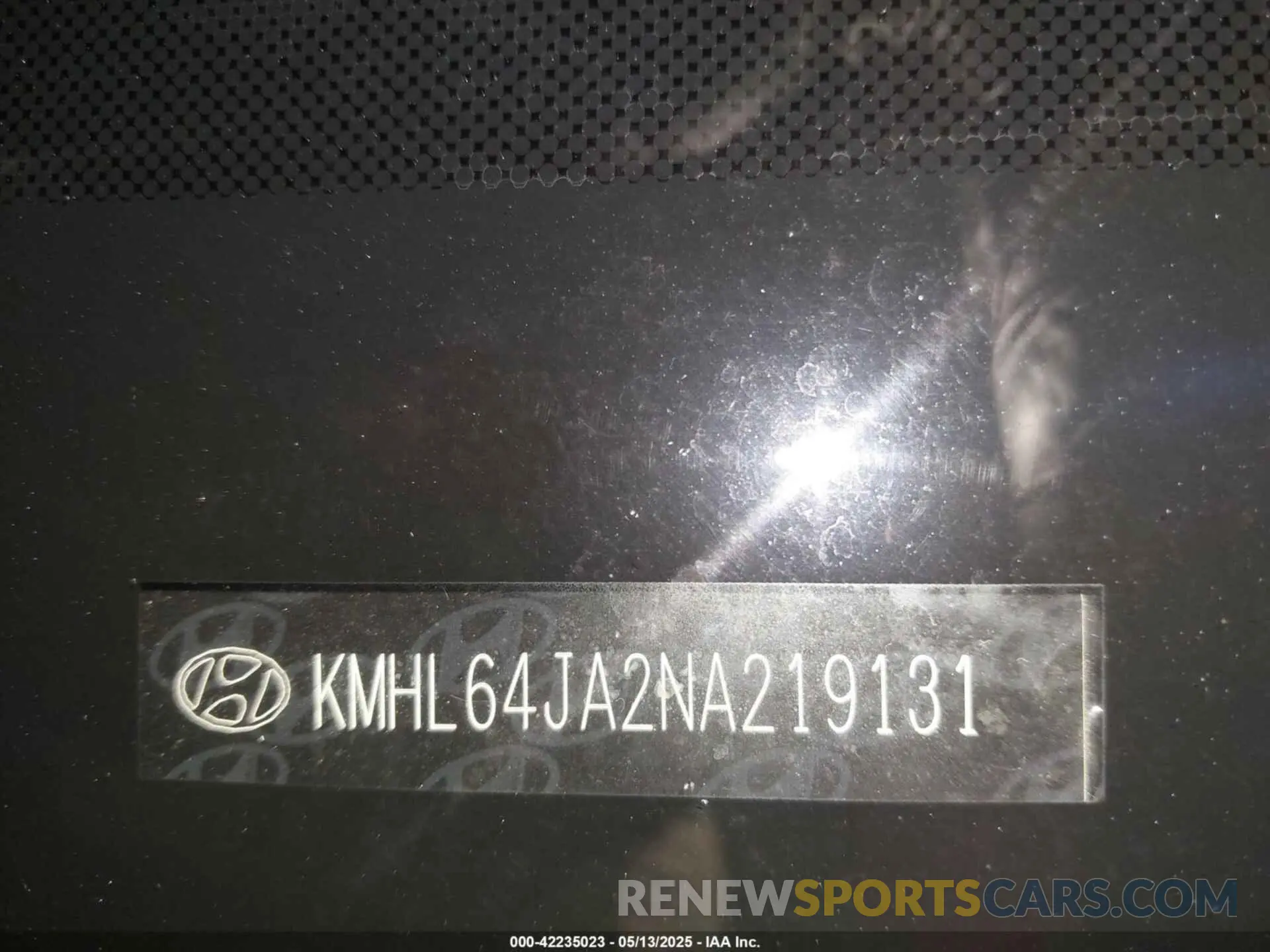 19 Photograph of a damaged car KMHL64JA2NA219131 HYUNDAI SONATA 2022