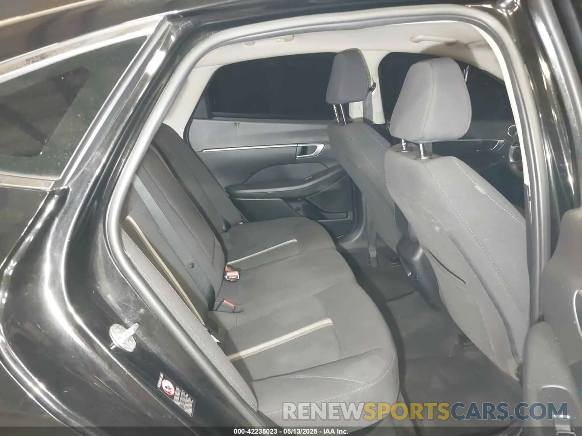 8 Photograph of a damaged car KMHL64JA2NA219131 HYUNDAI SONATA 2022