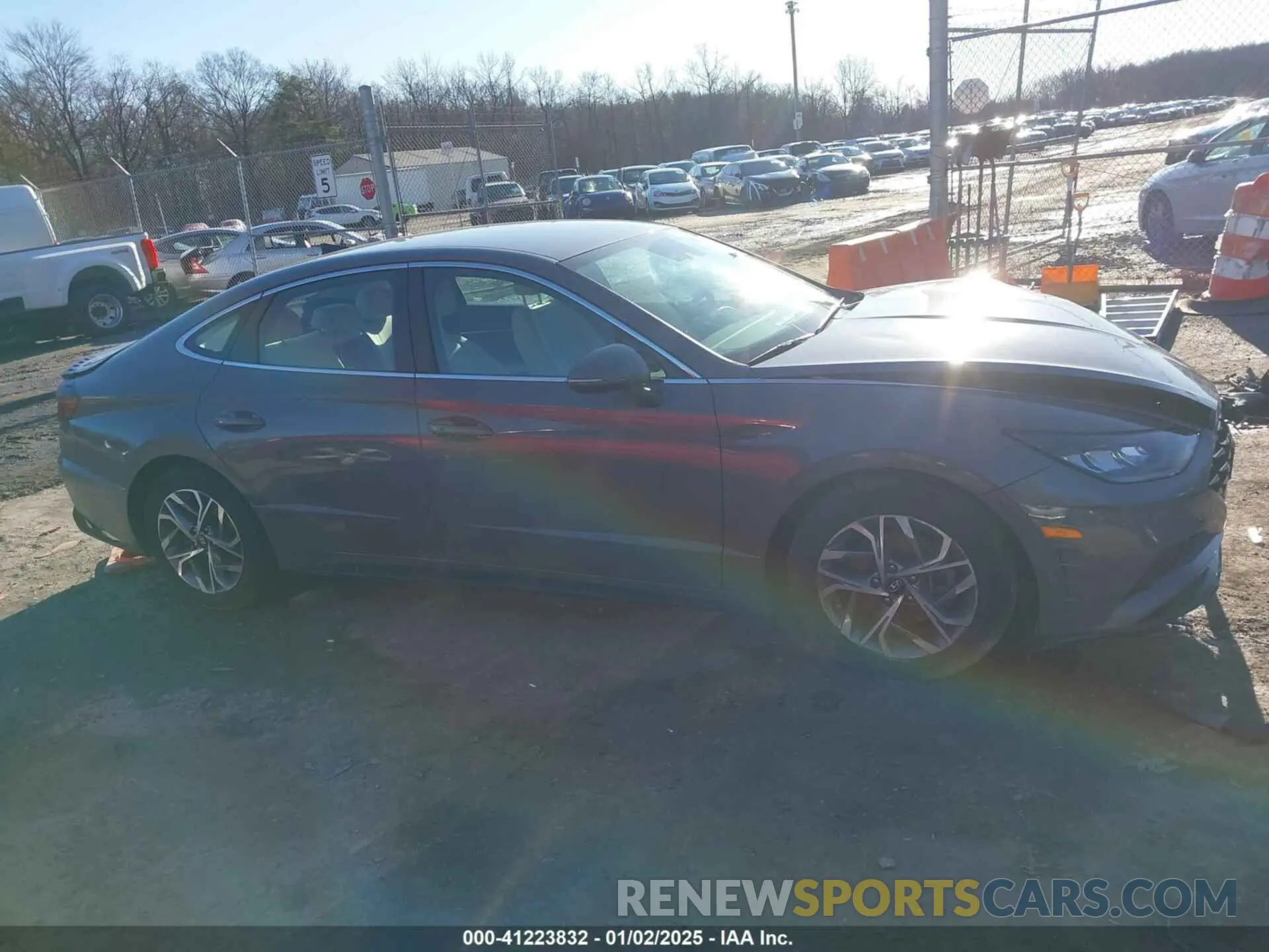 14 Photograph of a damaged car KMHL64JA3NA205075 HYUNDAI SONATA 2022