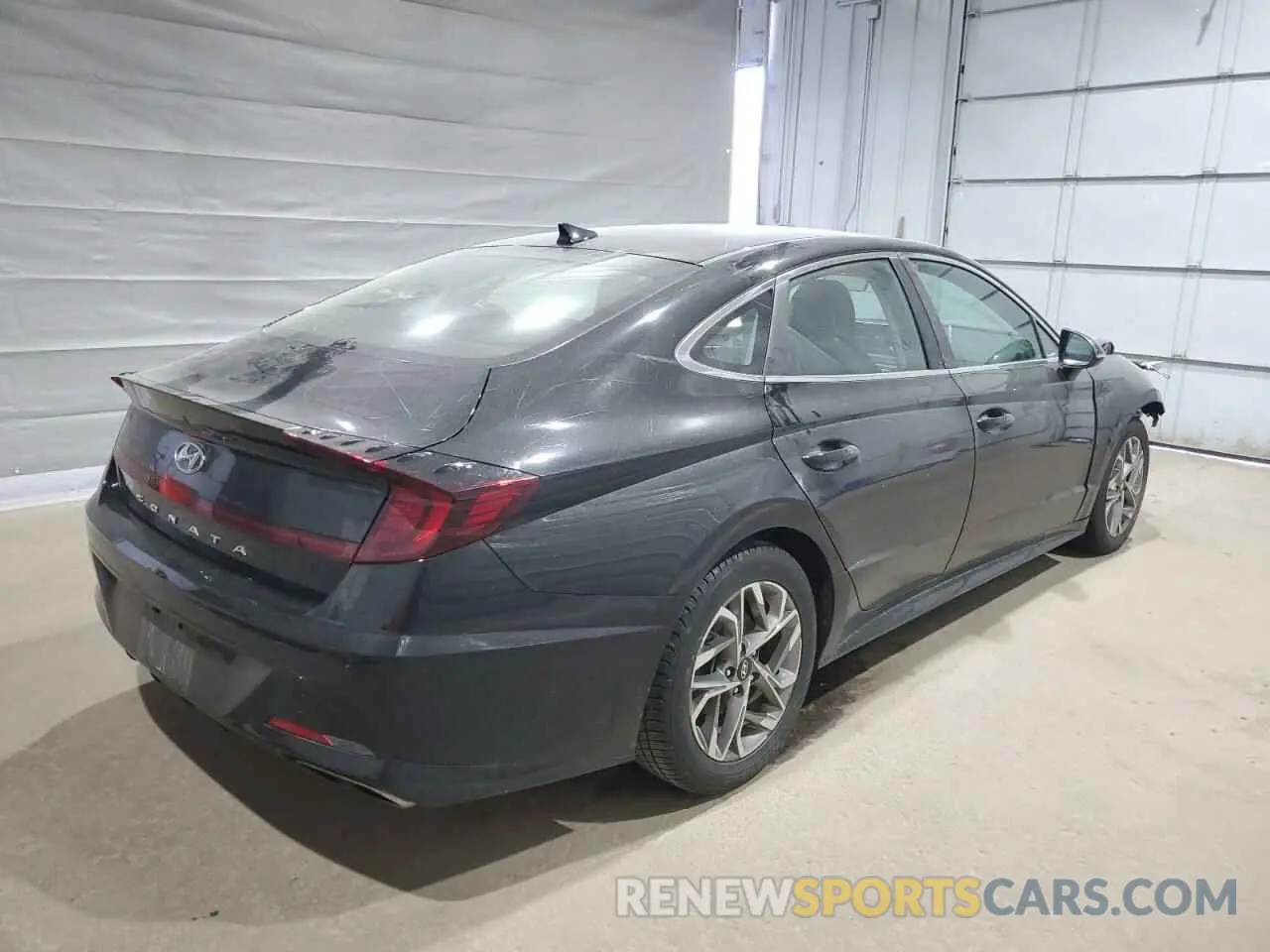 3 Photograph of a damaged car KMHL64JA4NA173429 HYUNDAI SONATA 2022