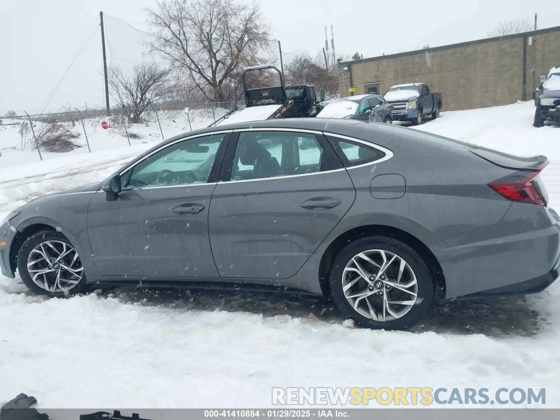 15 Photograph of a damaged car KMHL64JA6NA175456 HYUNDAI SONATA 2022