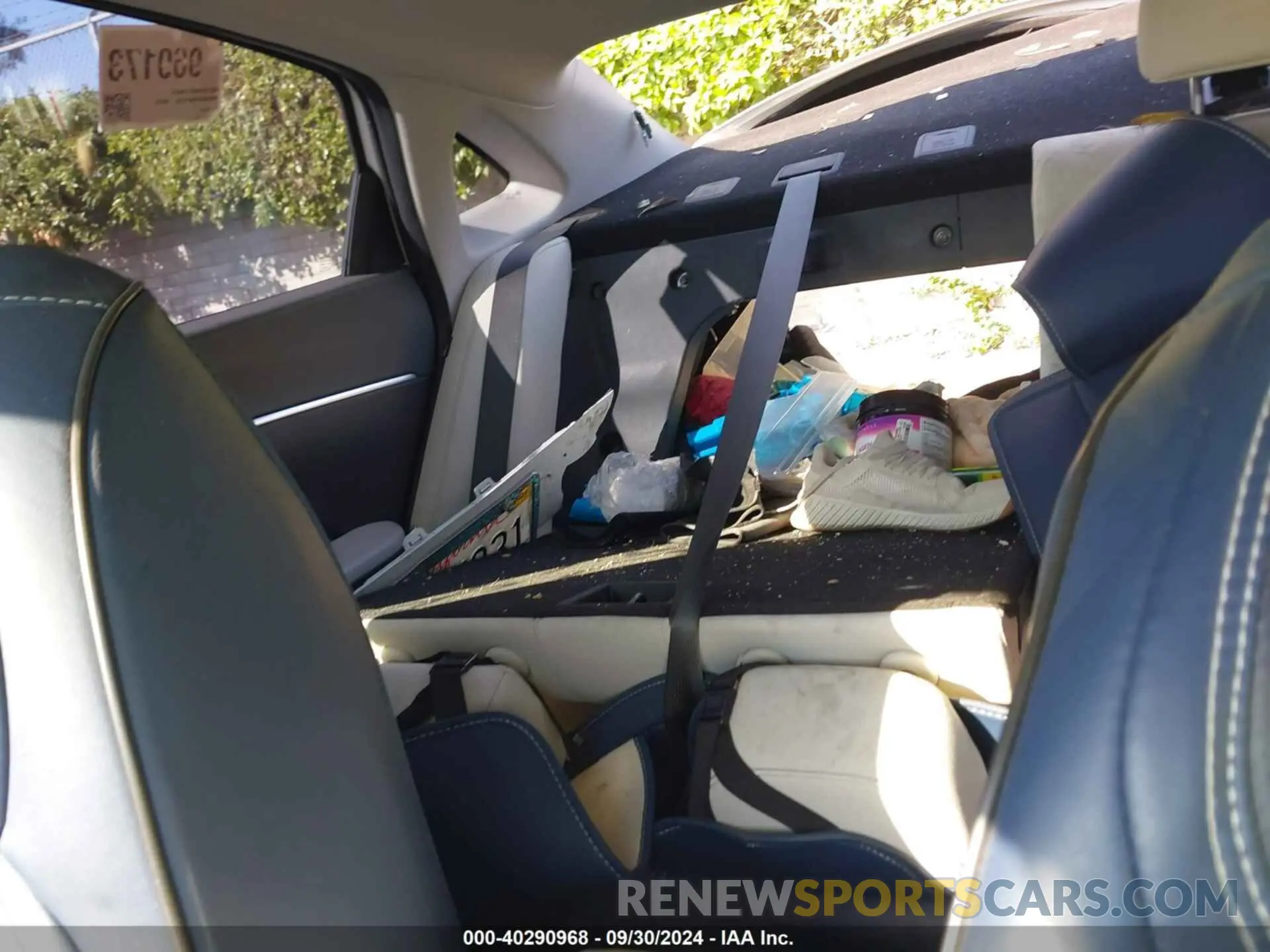 8 Photograph of a damaged car KMHL64JA7NA215155 HYUNDAI SONATA 2022
