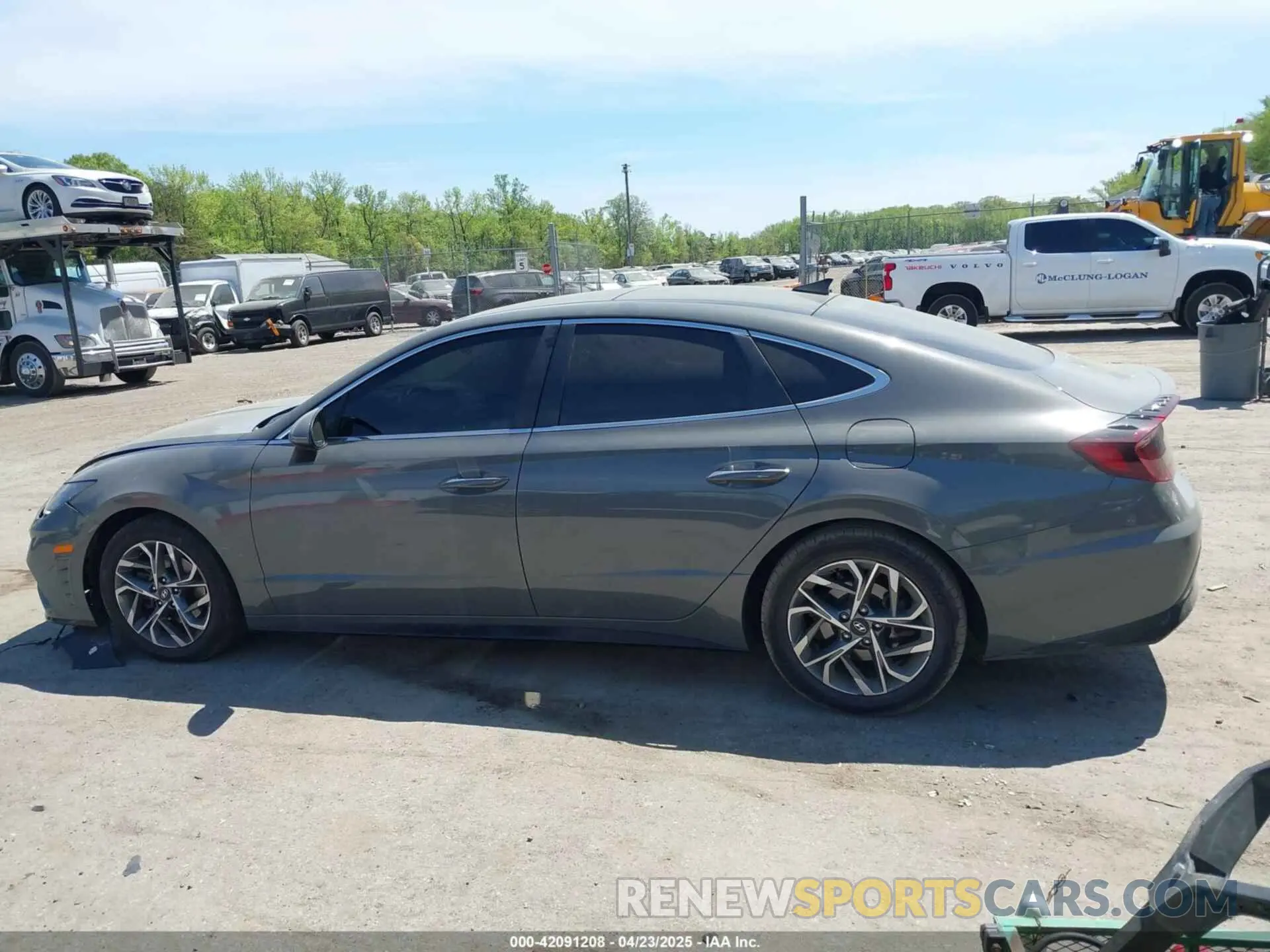 14 Photograph of a damaged car KMHL14JA1PA250291 HYUNDAI SONATA 2023