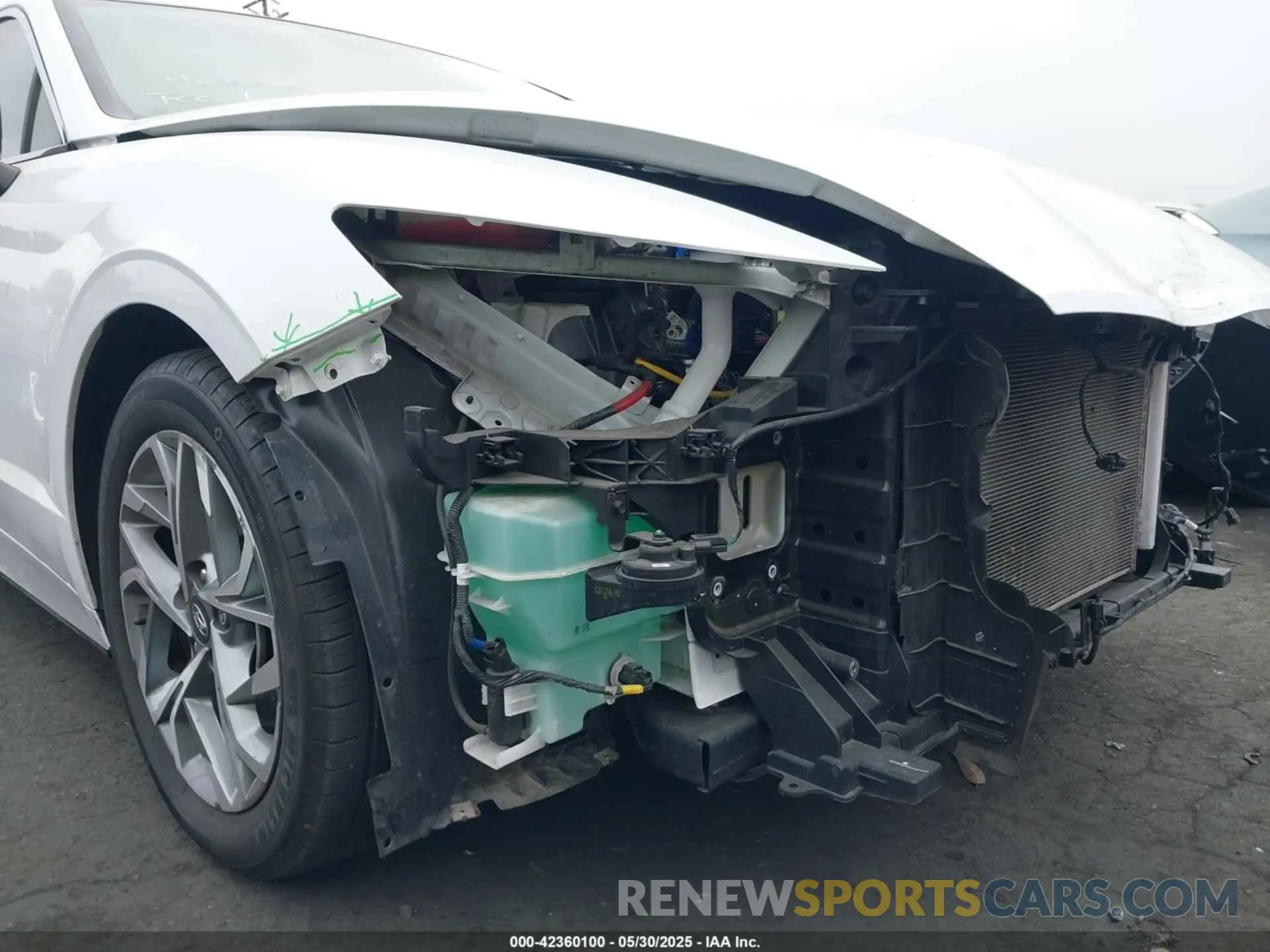 18 Photograph of a damaged car KMHL14JA1PA280701 HYUNDAI SONATA 2023