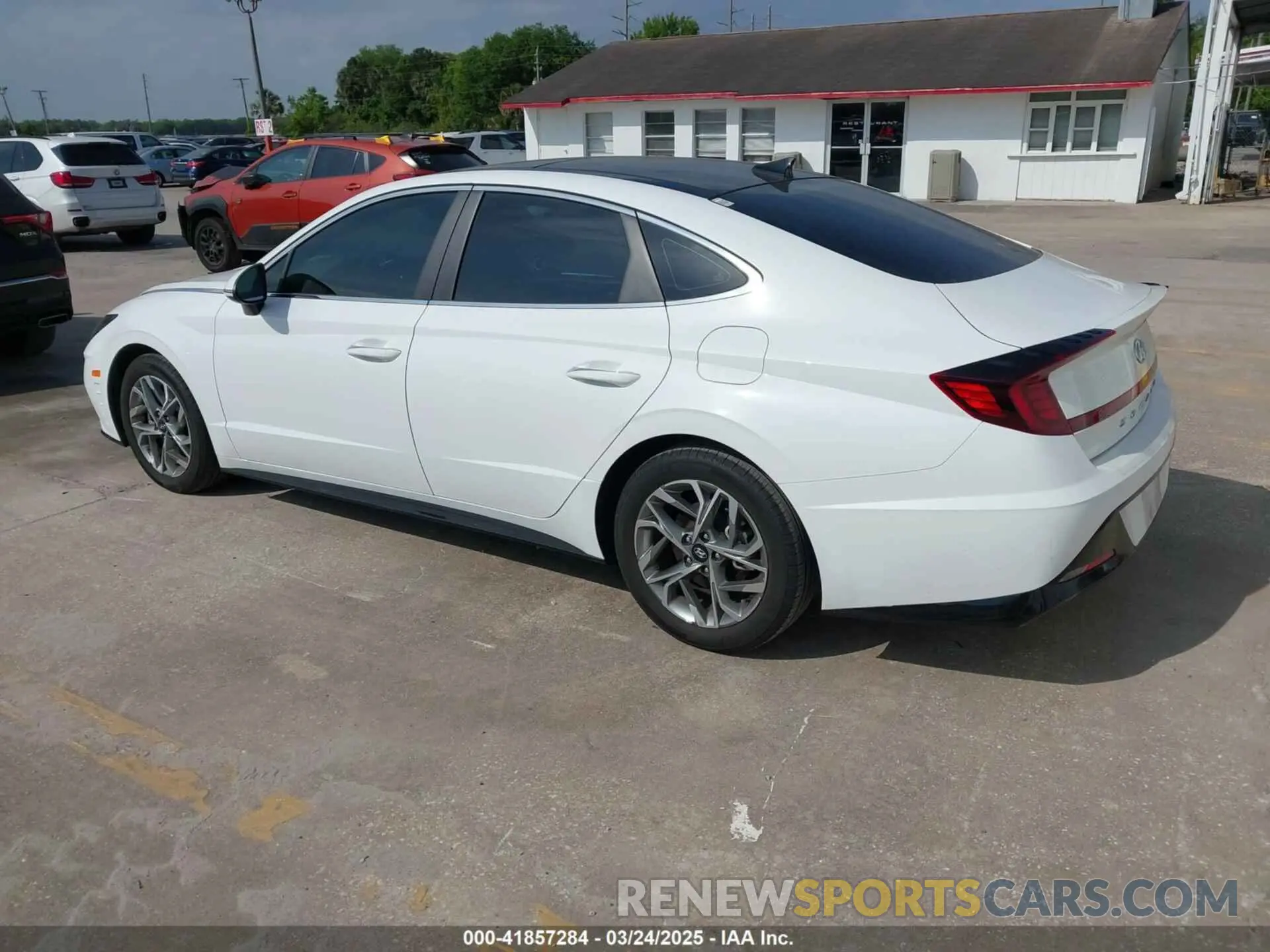 3 Photograph of a damaged car KMHL14JA1PA289933 HYUNDAI SONATA 2023