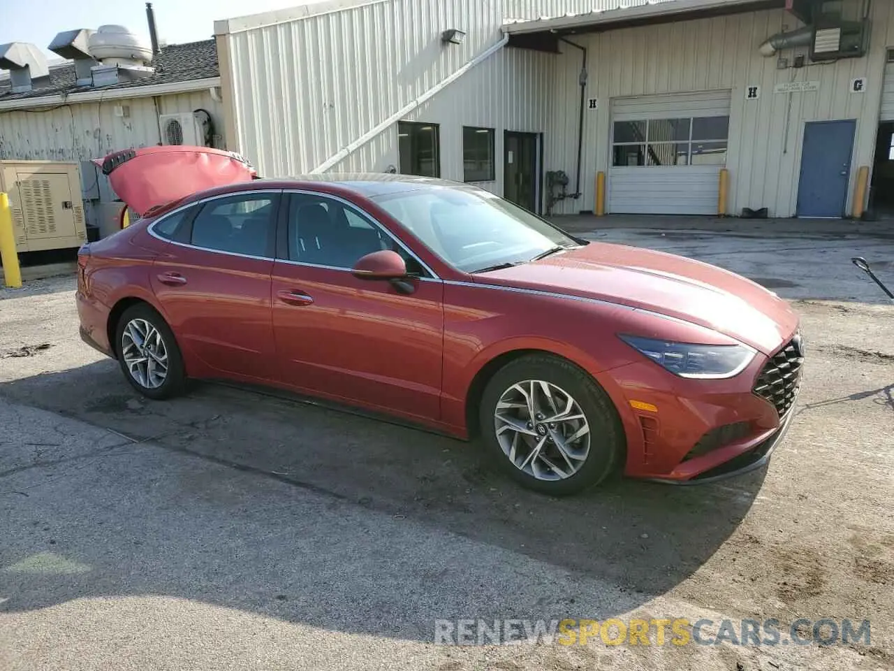 4 Photograph of a damaged car KMHL14JA2PA328657 HYUNDAI SONATA 2023