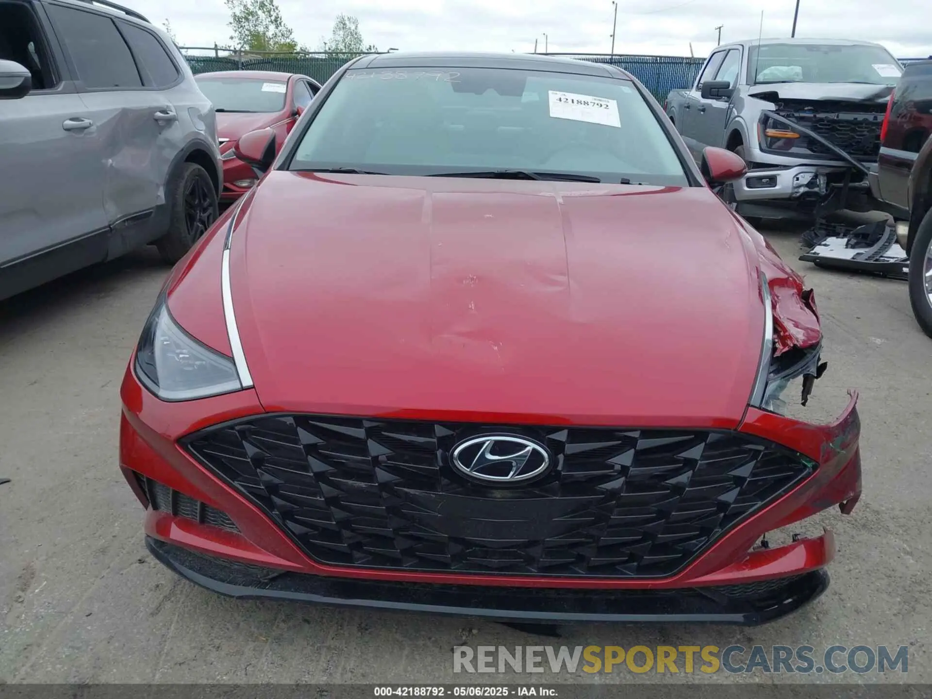 12 Photograph of a damaged car KMHL14JA2PA332045 HYUNDAI SONATA 2023