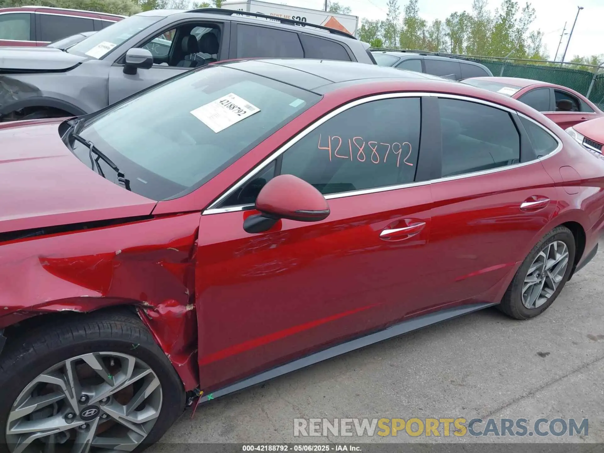 14 Photograph of a damaged car KMHL14JA2PA332045 HYUNDAI SONATA 2023