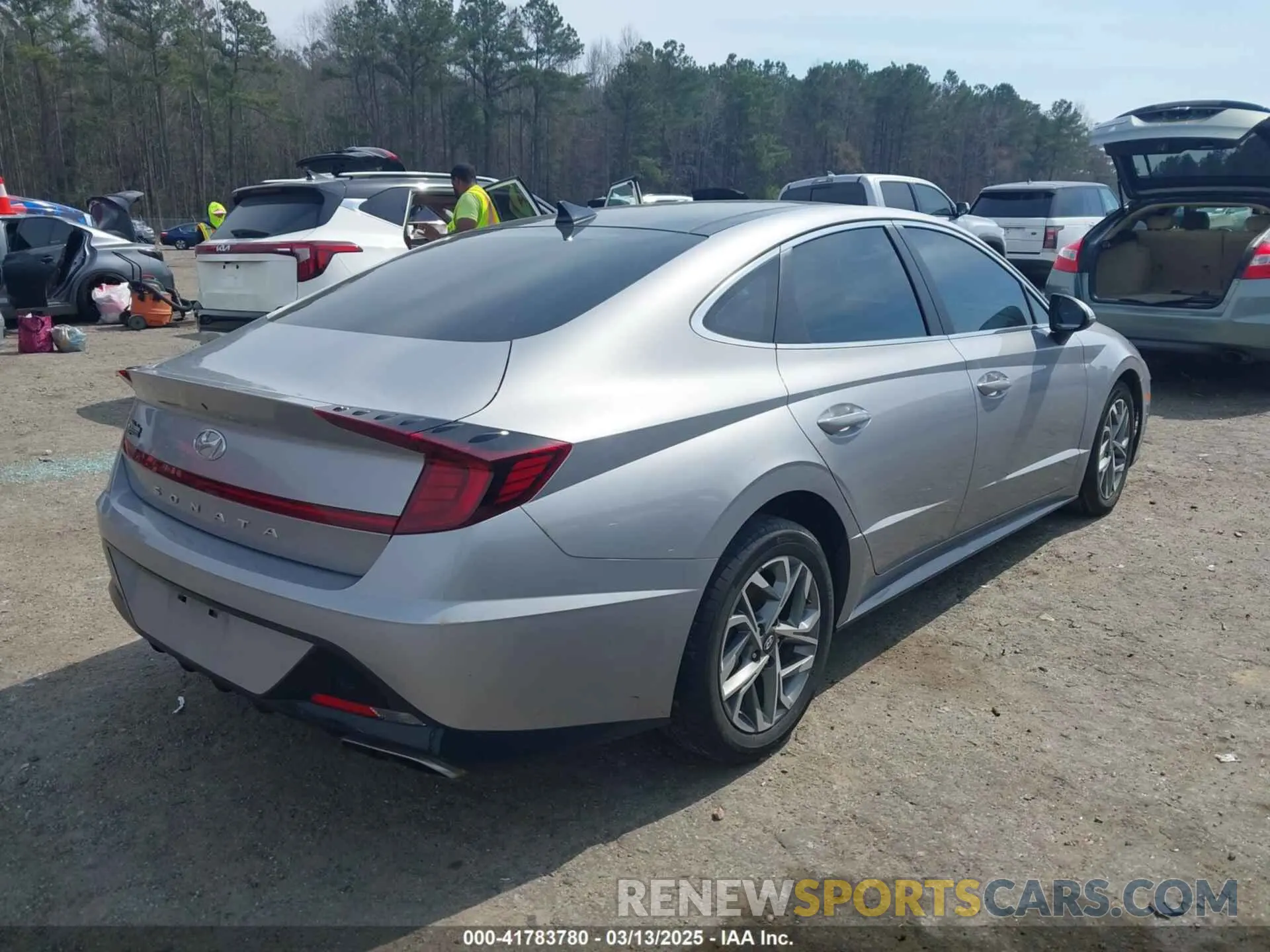 4 Photograph of a damaged car KMHL14JA2PA332143 HYUNDAI SONATA 2023