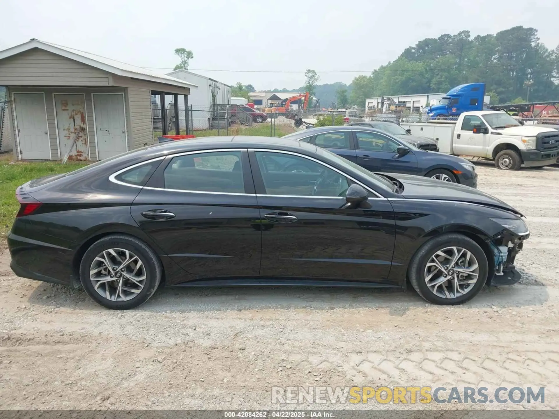 13 Photograph of a damaged car KMHL14JA4PA327008 HYUNDAI SONATA 2023