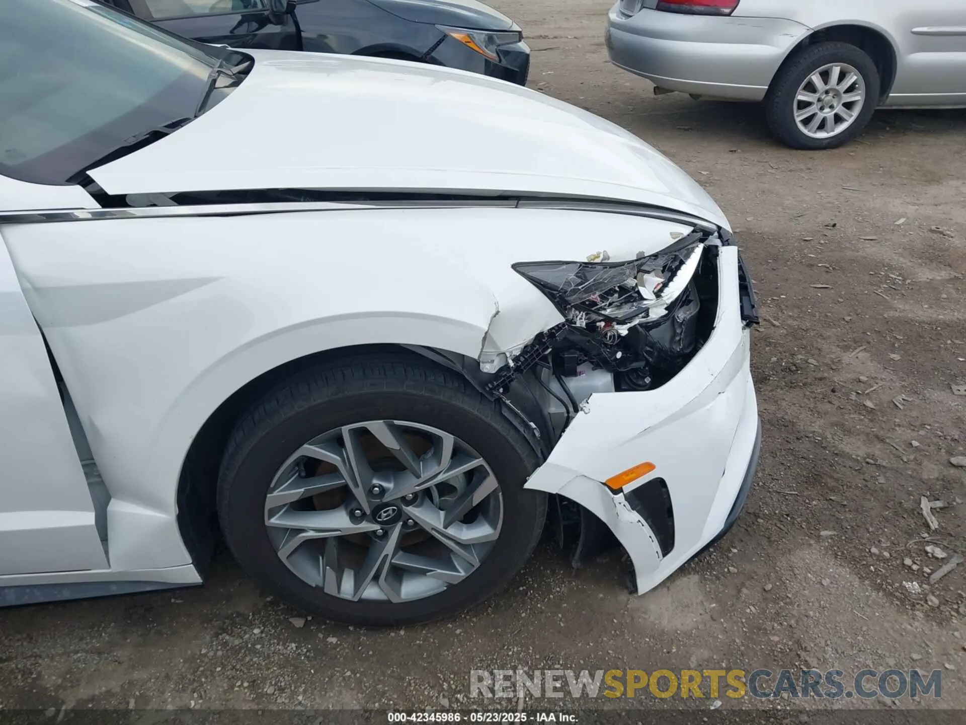 12 Photograph of a damaged car KMHL14JA7PA251879 HYUNDAI SONATA 2023
