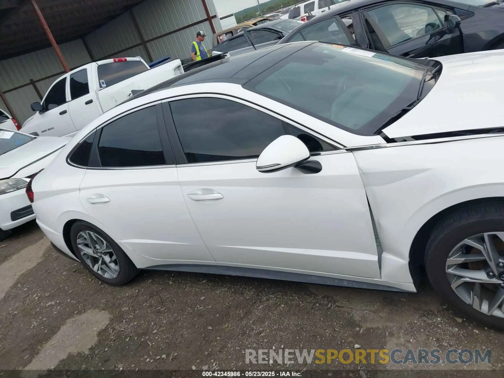 14 Photograph of a damaged car KMHL14JA7PA251879 HYUNDAI SONATA 2023