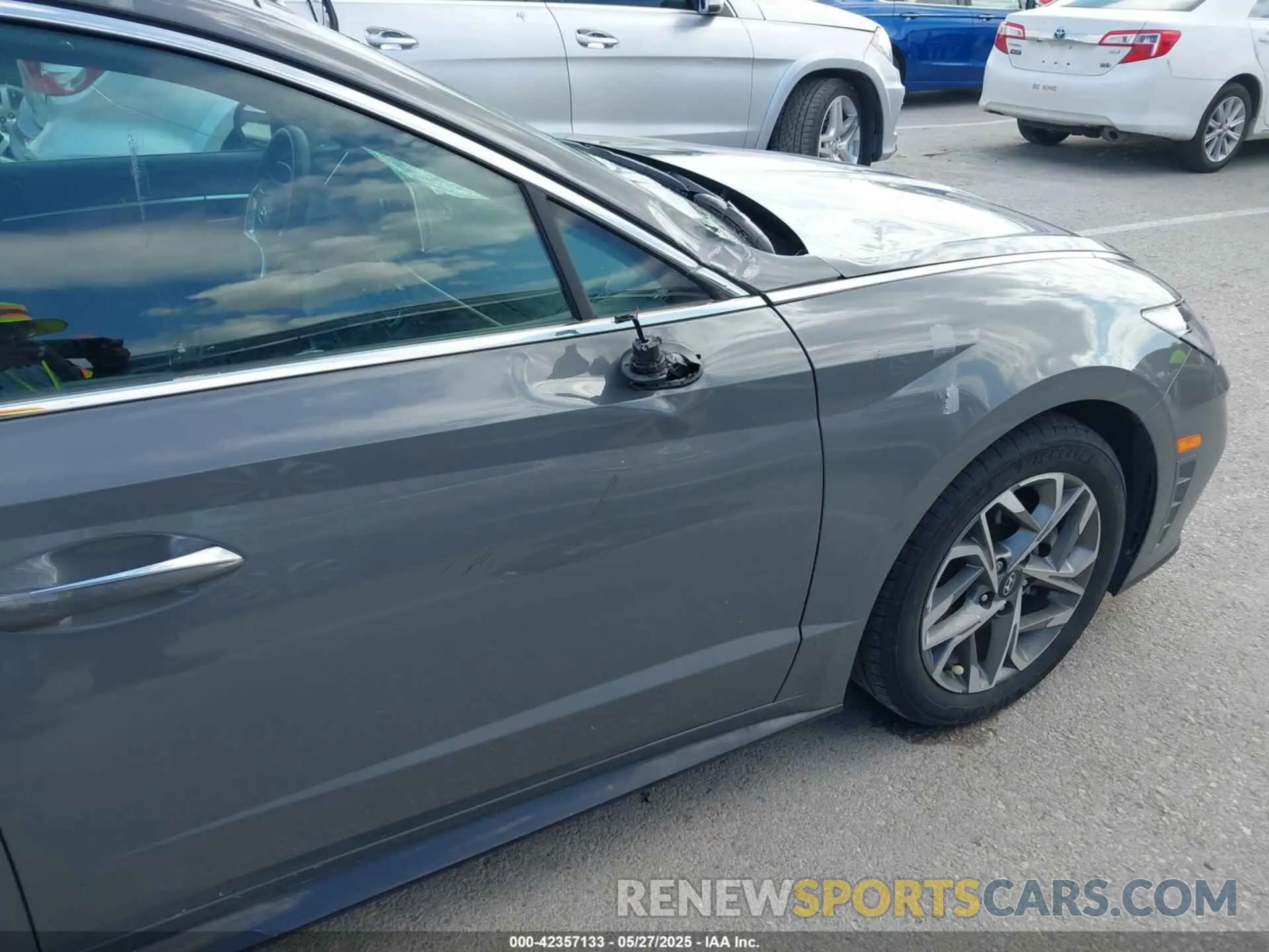 18 Photograph of a damaged car KMHL14JA9PA250605 HYUNDAI SONATA 2023