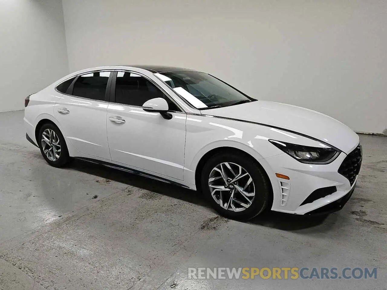 4 Photograph of a damaged car KMHL14JAXPA271706 HYUNDAI SONATA 2023