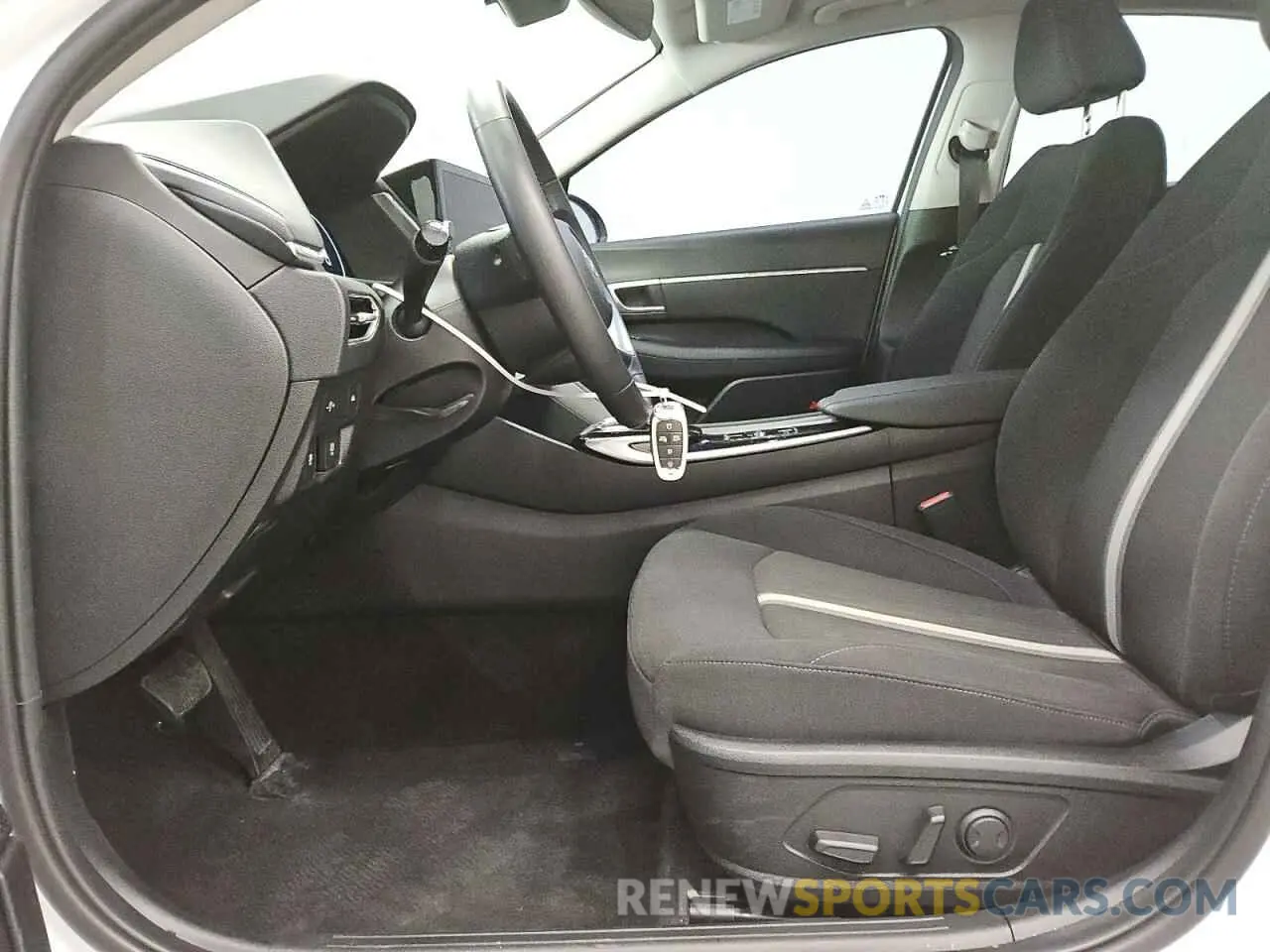 7 Photograph of a damaged car KMHL14JAXPA271706 HYUNDAI SONATA 2023