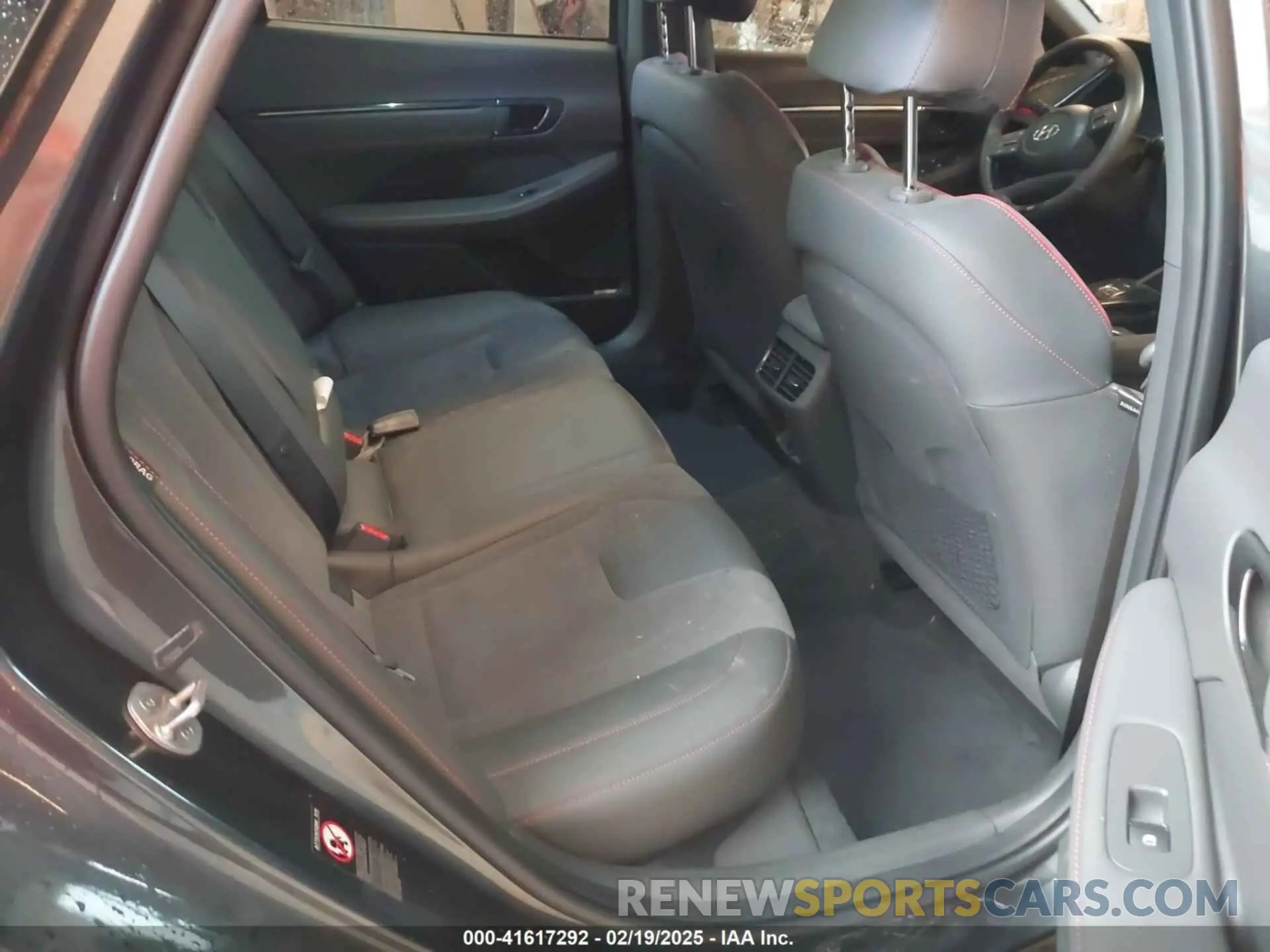 8 Photograph of a damaged car KMHL14JC1PA327307 HYUNDAI SONATA 2023