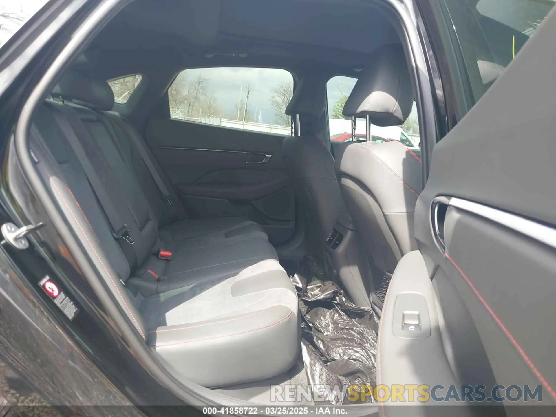 8 Photograph of a damaged car KMHL14JC4PA256815 HYUNDAI SONATA 2023
