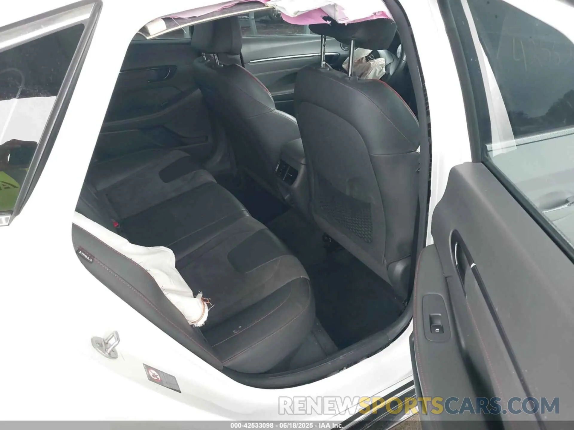 8 Photograph of a damaged car KMHL14JCXPA274476 HYUNDAI SONATA 2023