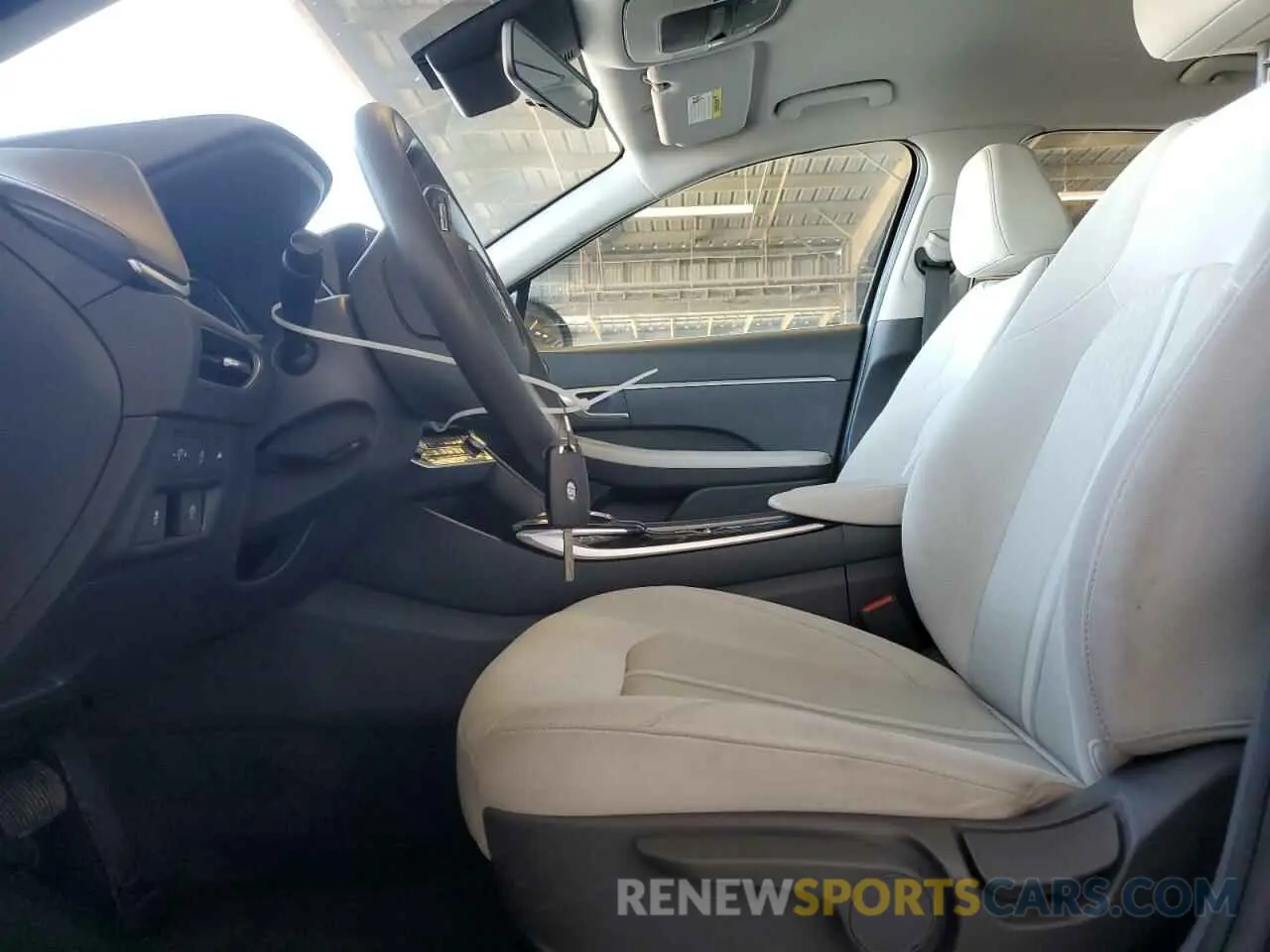7 Photograph of a damaged car KMHL24JA1PA297155 HYUNDAI SONATA 2023