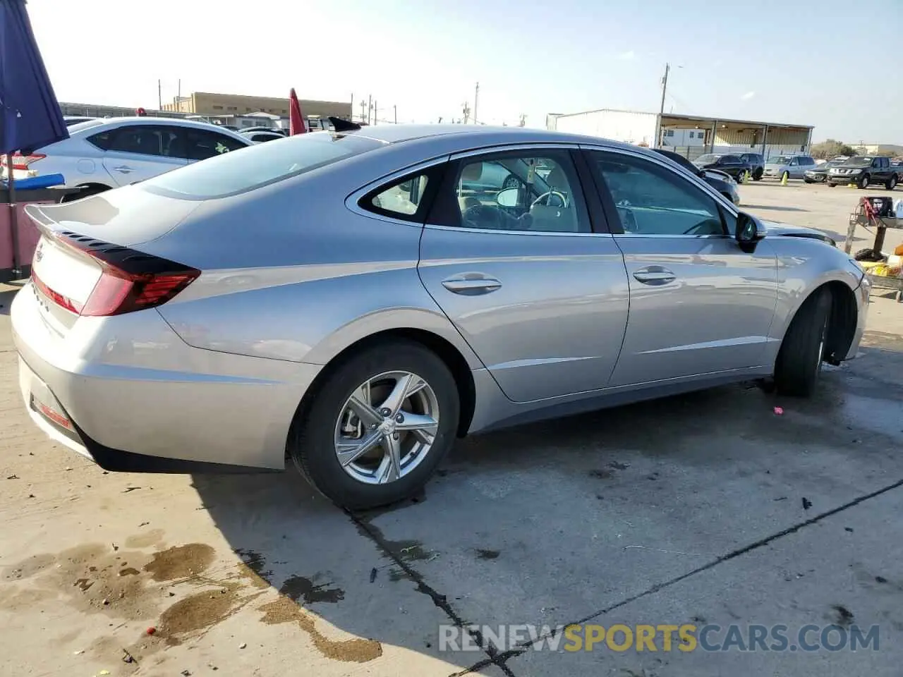 3 Photograph of a damaged car KMHL24JA1PA323267 HYUNDAI SONATA 2023