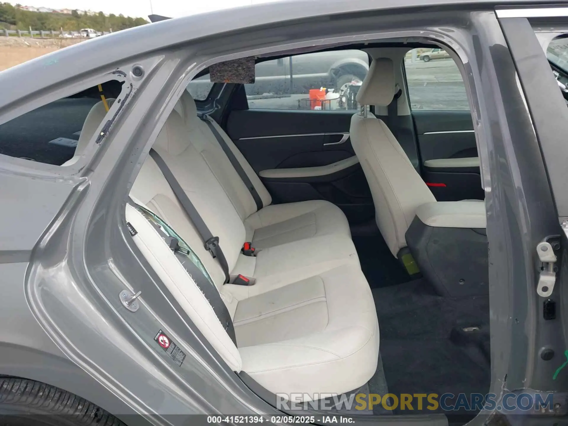 8 Photograph of a damaged car KMHL24JA3PA297044 HYUNDAI SONATA 2023