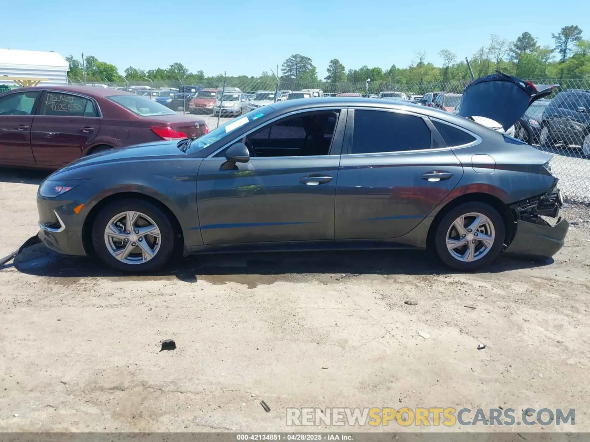 15 Photograph of a damaged car KMHL24JA3PA300248 HYUNDAI SONATA 2023