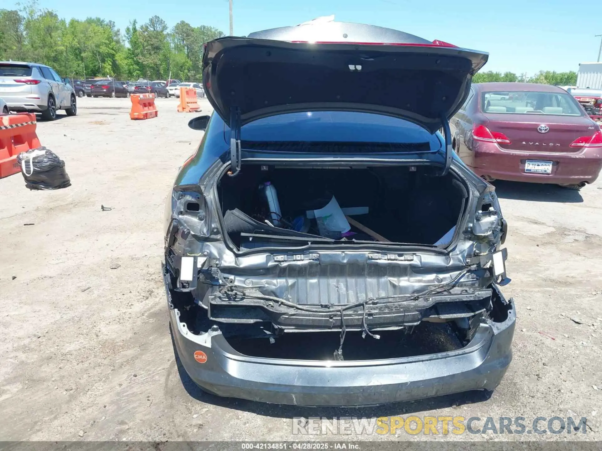 17 Photograph of a damaged car KMHL24JA3PA300248 HYUNDAI SONATA 2023