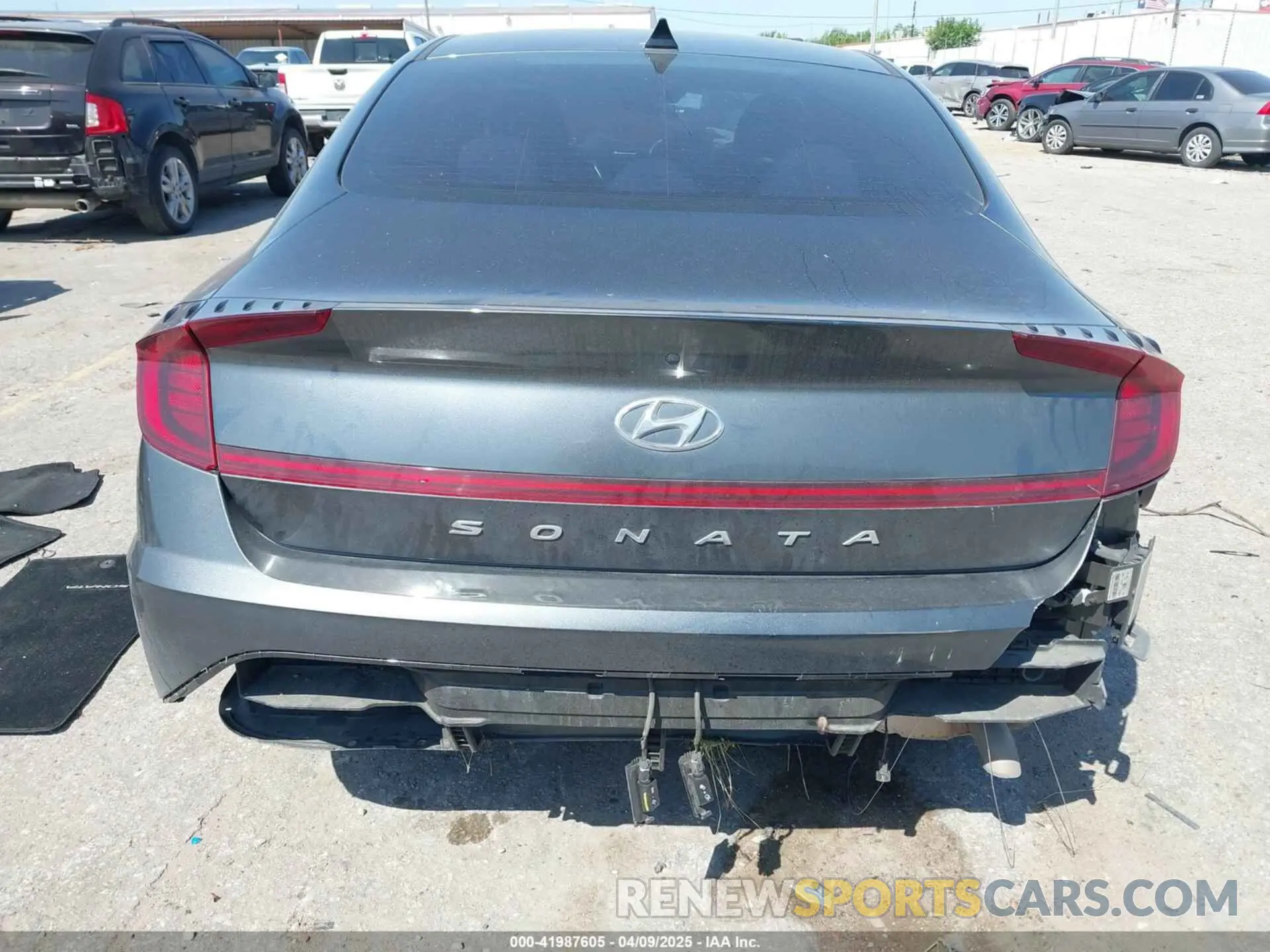 16 Photograph of a damaged car KMHL24JA6PA249151 HYUNDAI SONATA 2023