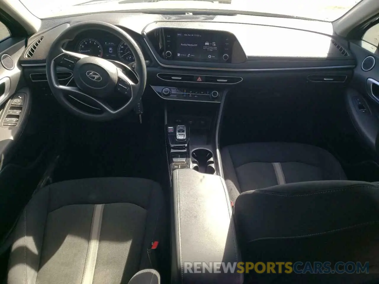 8 Photograph of a damaged car KMHL24JAXPA259973 HYUNDAI SONATA 2023