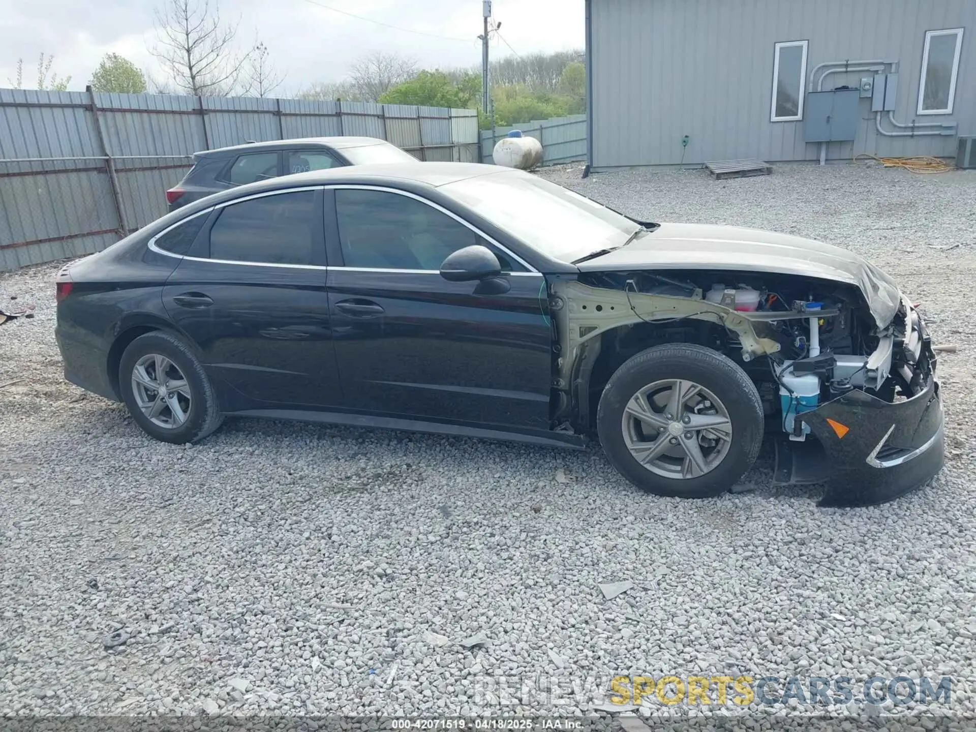13 Photograph of a damaged car KMHL24JAXPA342447 HYUNDAI SONATA 2023