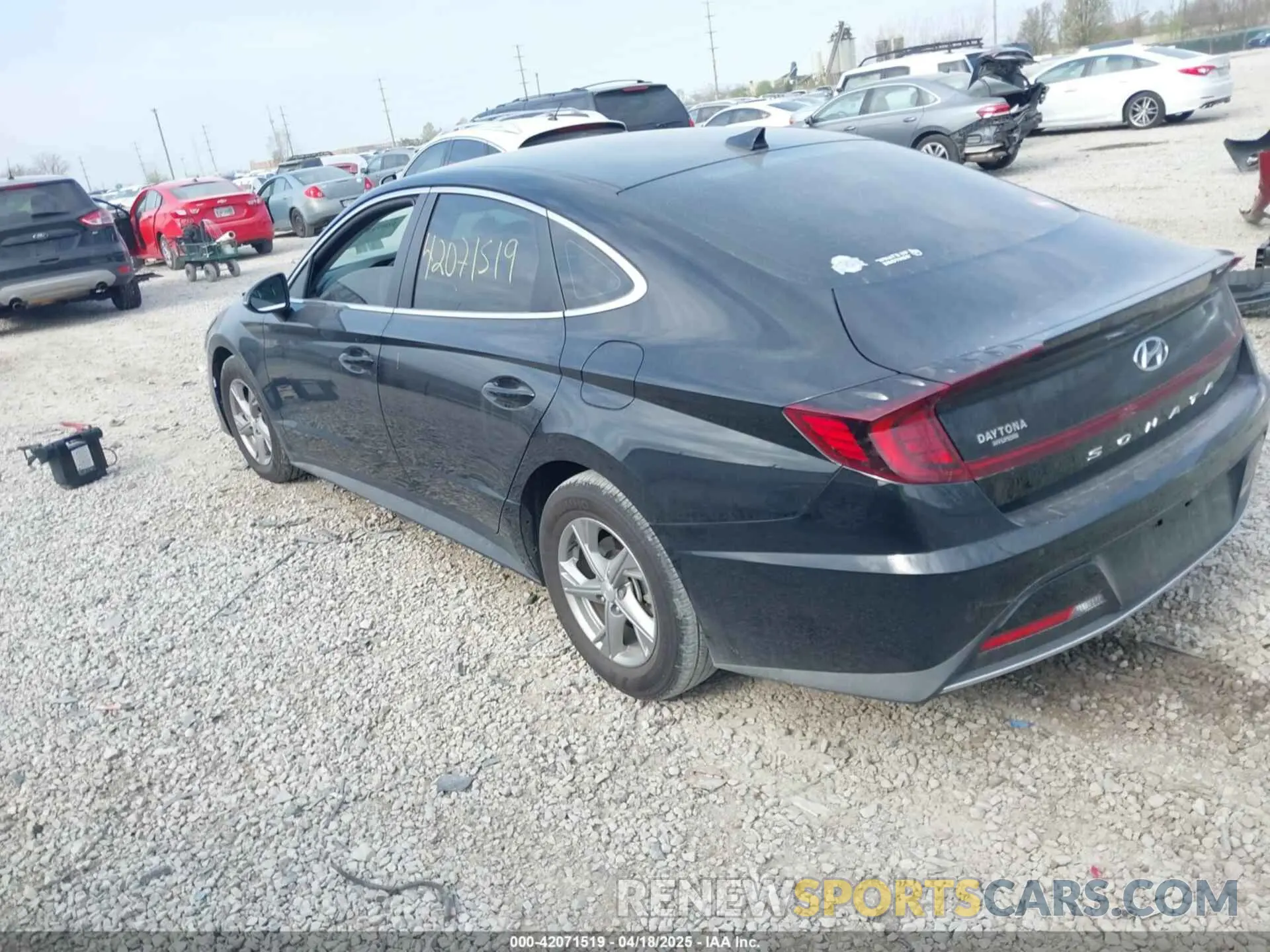 3 Photograph of a damaged car KMHL24JAXPA342447 HYUNDAI SONATA 2023