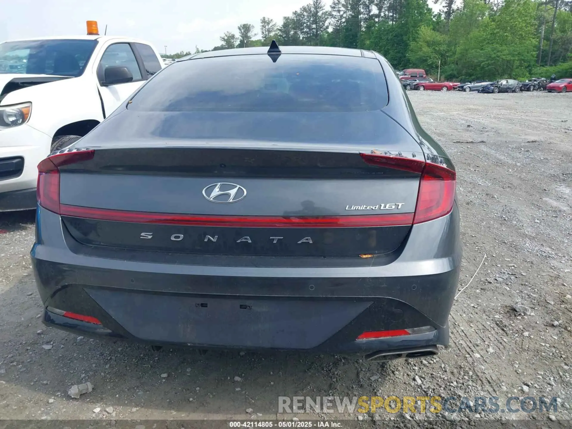 16 Photograph of a damaged car KMHL34J20PA331348 HYUNDAI SONATA 2023