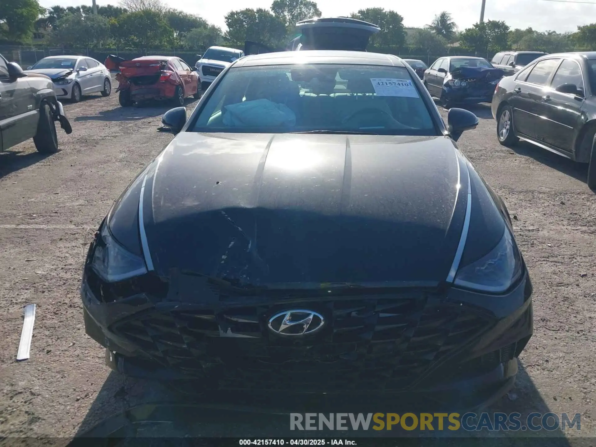 12 Photograph of a damaged car KMHL34J21PA285092 HYUNDAI SONATA 2023