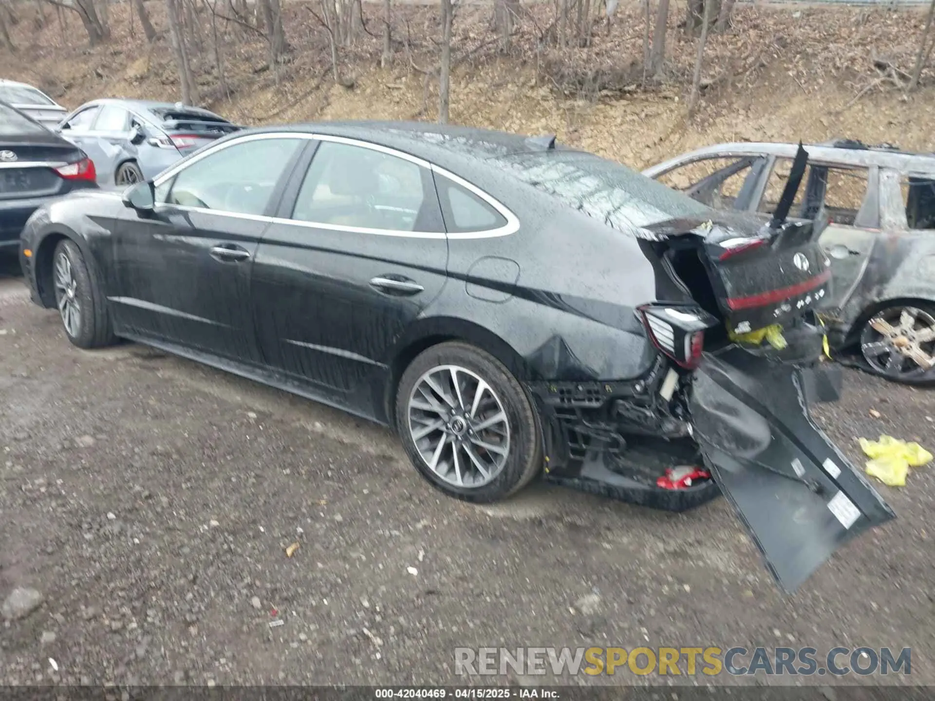 3 Photograph of a damaged car KMHL34J25PA252905 HYUNDAI SONATA 2023