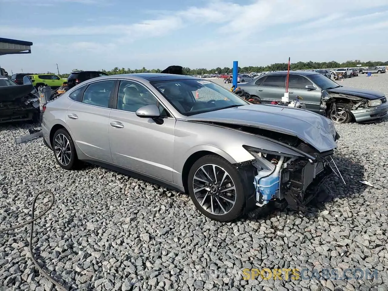 4 Photograph of a damaged car KMHL34J2XPA275628 HYUNDAI SONATA 2023