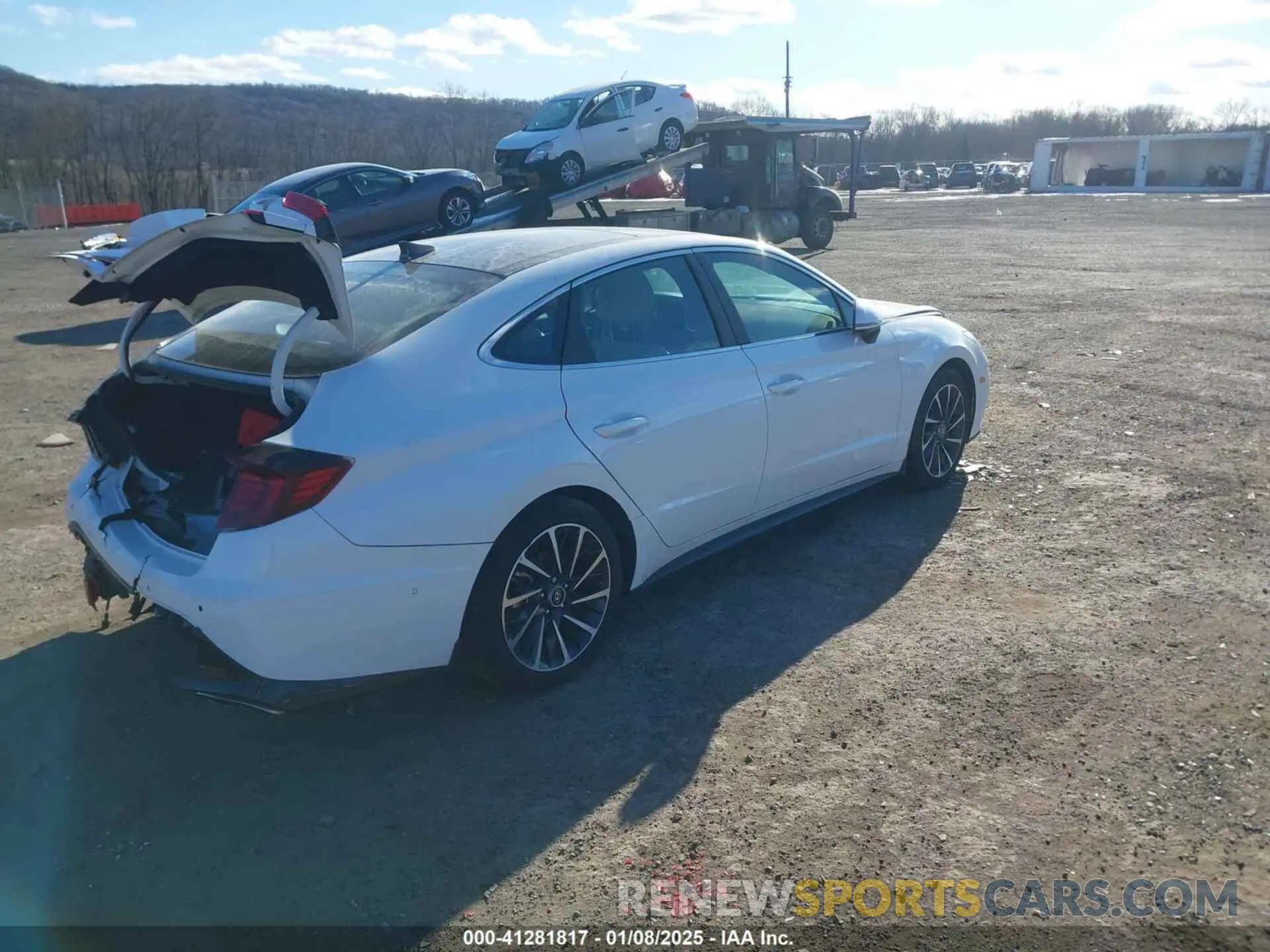 4 Photograph of a damaged car KMHL34J2XPA314878 HYUNDAI SONATA 2023