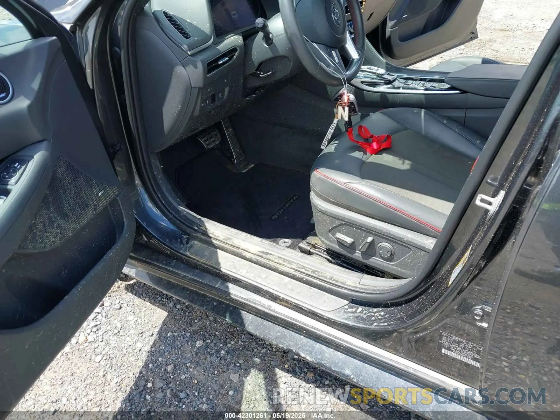 15 Photograph of a damaged car KMHL44J23PA252401 HYUNDAI SONATA 2023