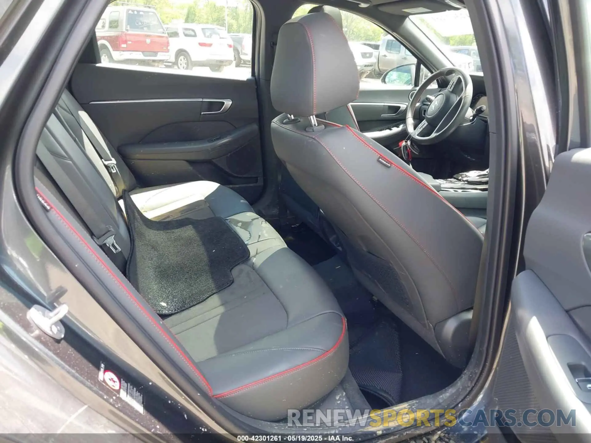 8 Photograph of a damaged car KMHL44J23PA252401 HYUNDAI SONATA 2023