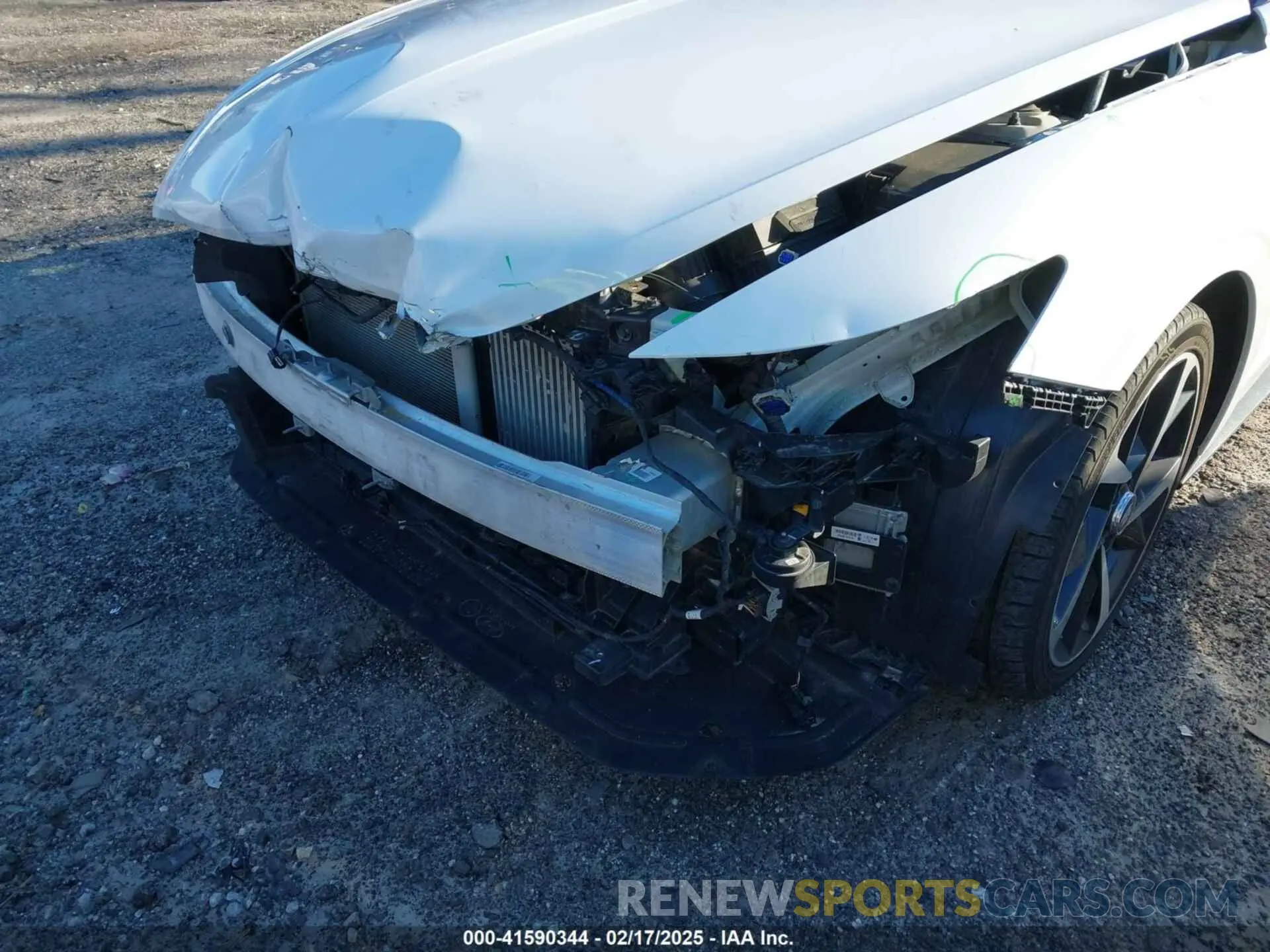 17 Photograph of a damaged car KMHL44J27PA275714 HYUNDAI SONATA 2023