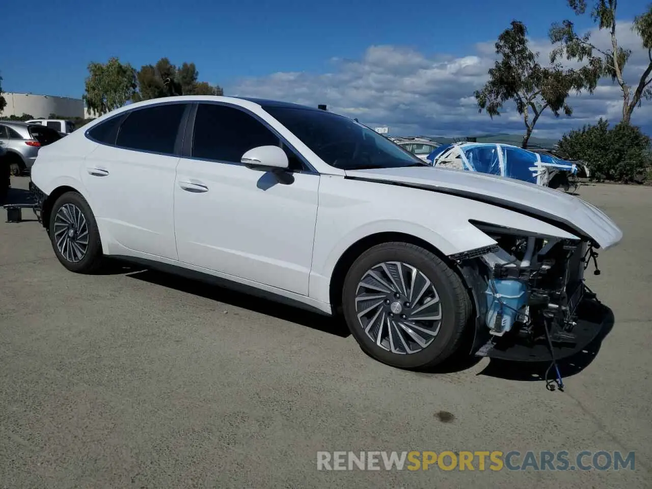 4 Photograph of a damaged car KMHL54JJ6PA065318 HYUNDAI SONATA 2023